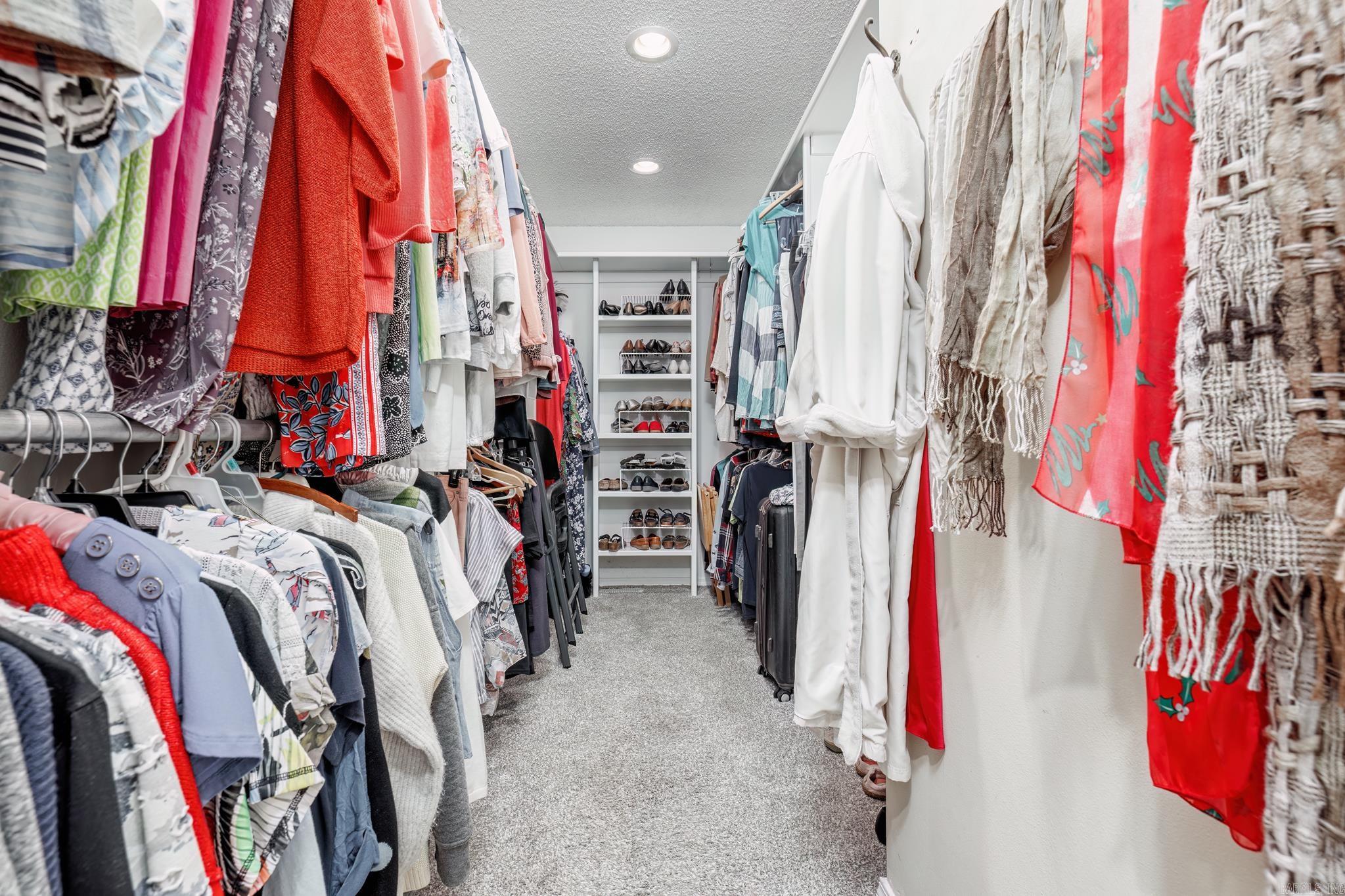 BINEFAR - Residential