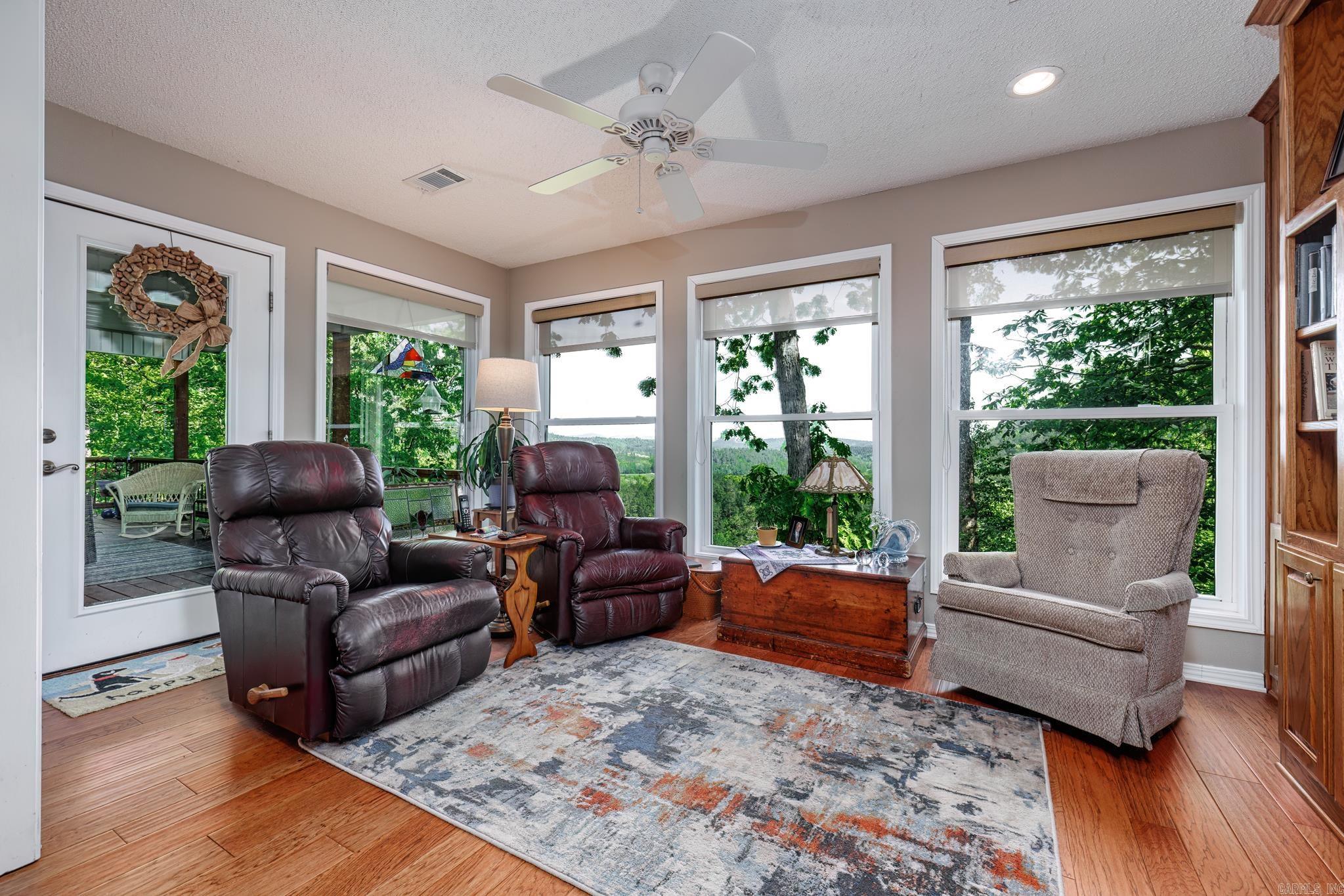 BINEFAR - Residential