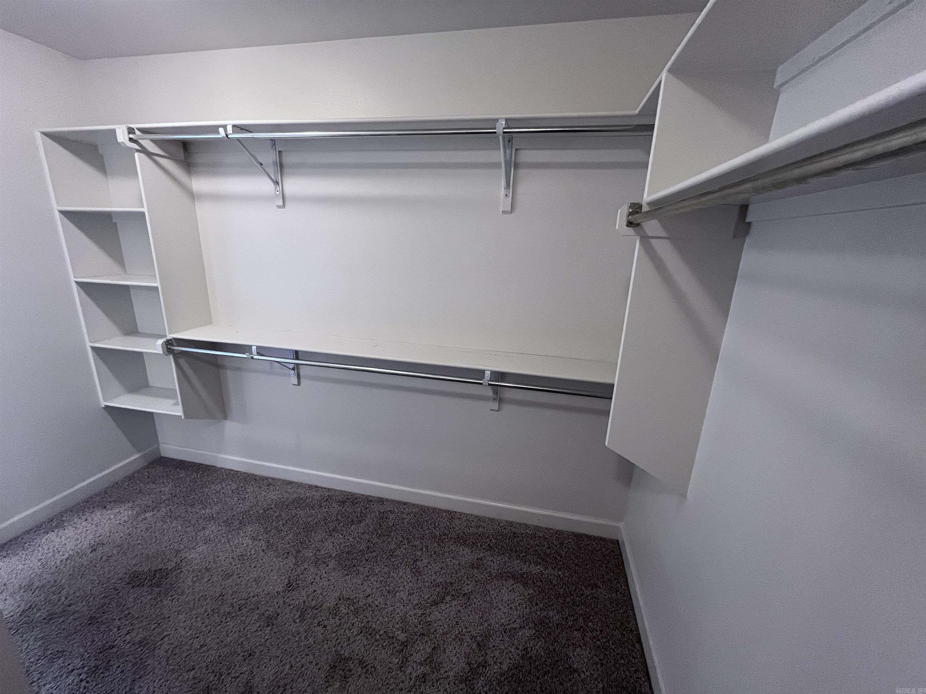 Churchill Downs - Residential Lease