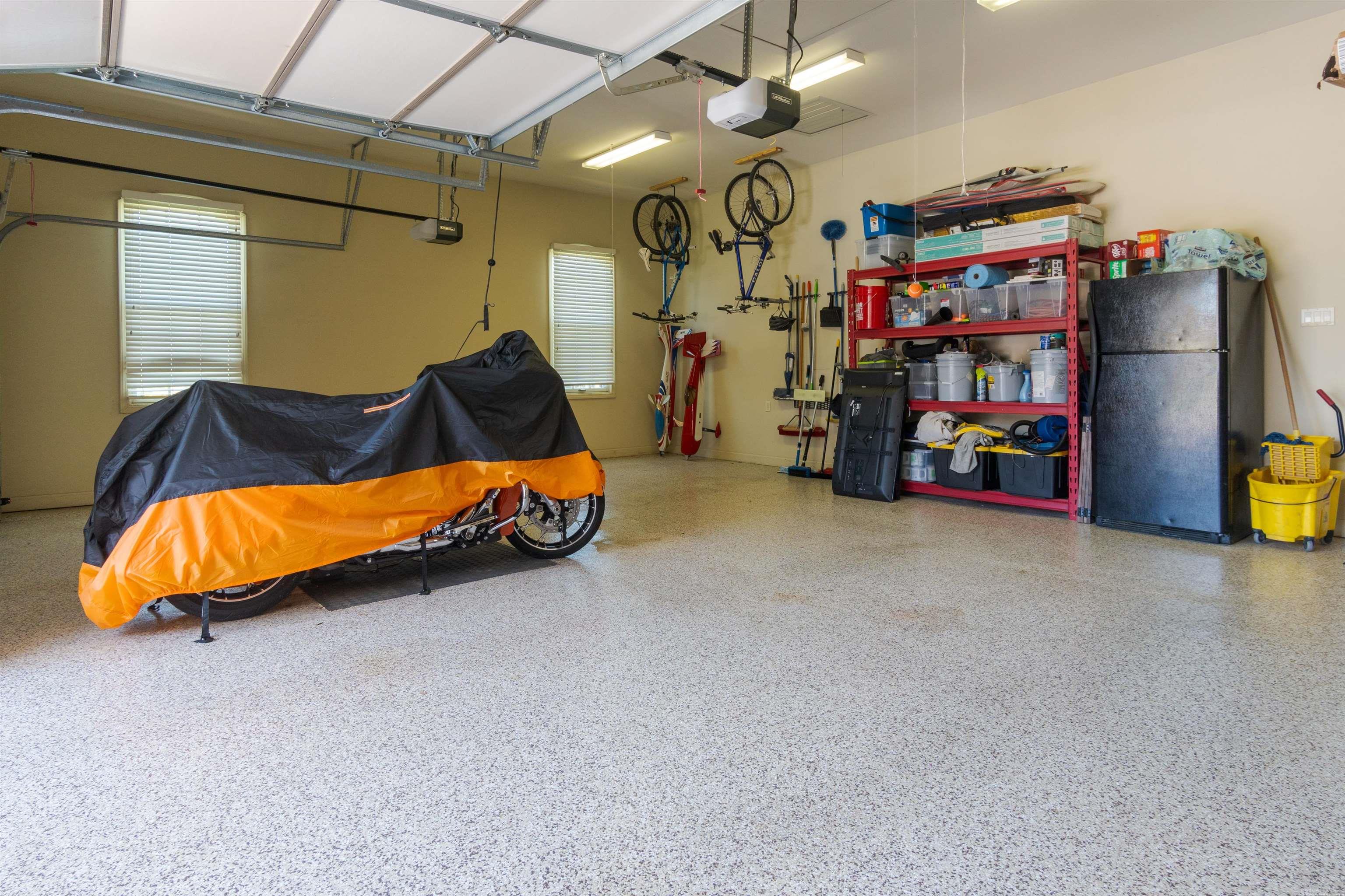 HURRICANE LAKE EST - Residential