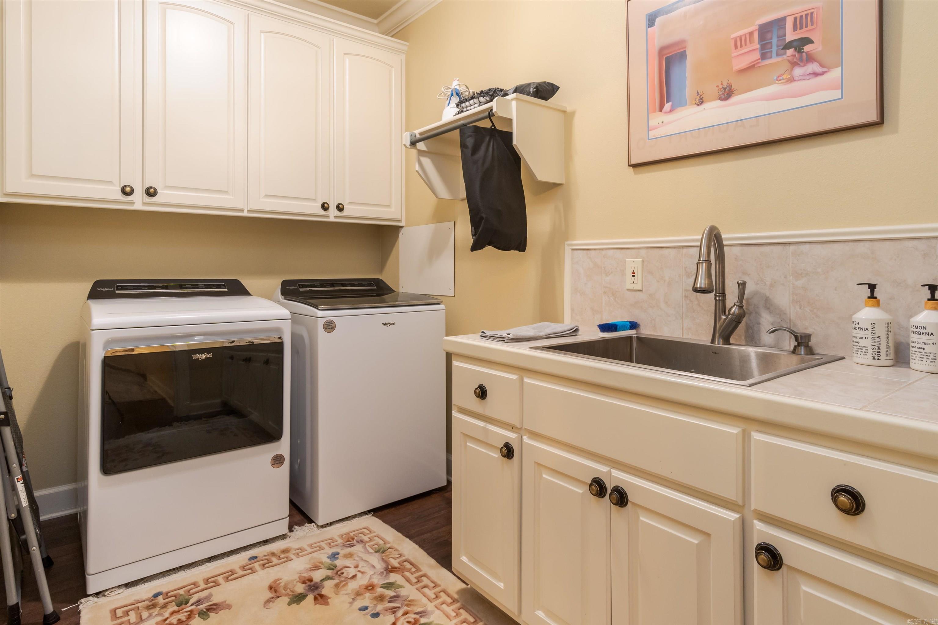 HURRICANE LAKE EST - Residential