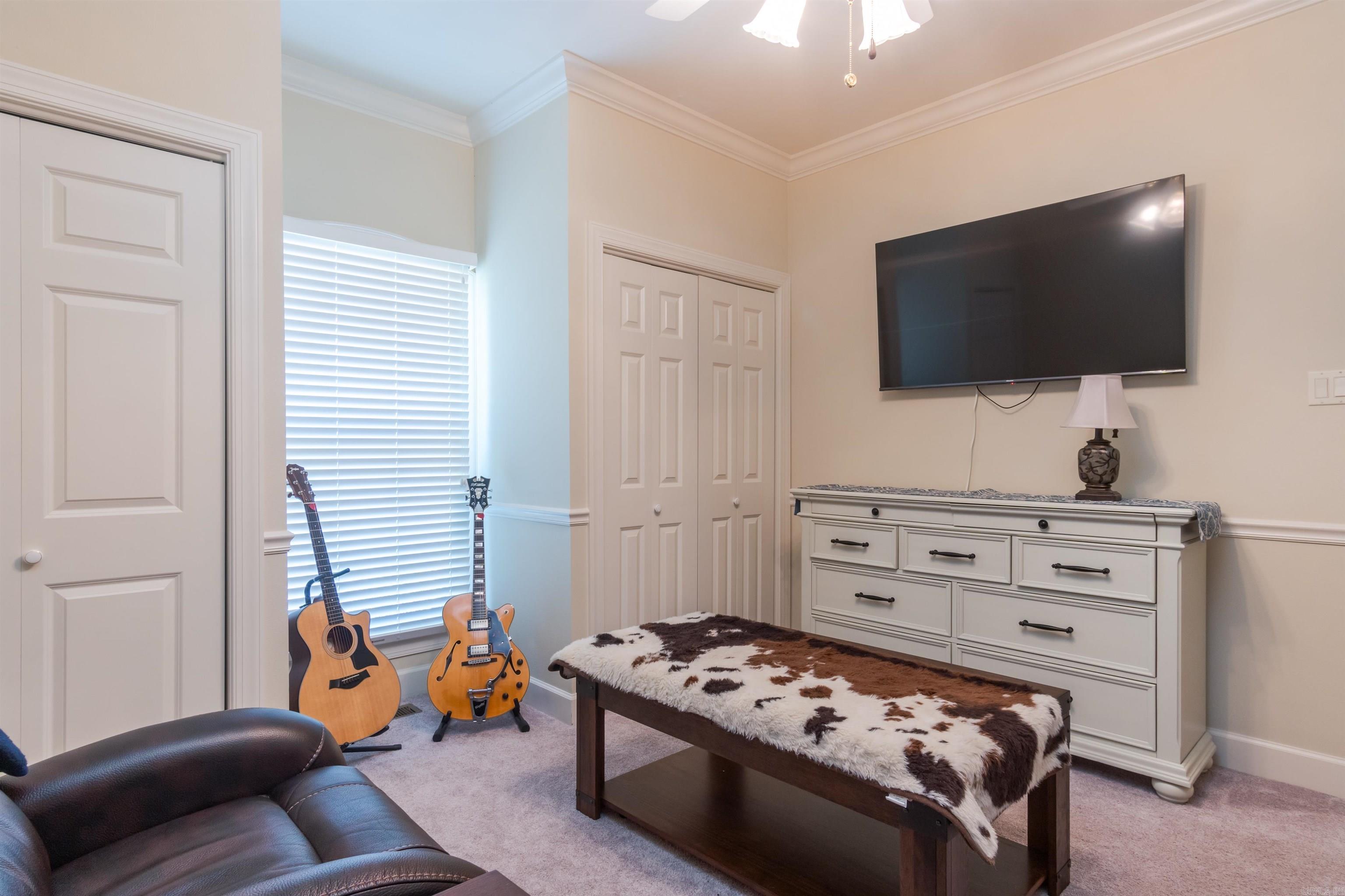 HURRICANE LAKE EST - Residential