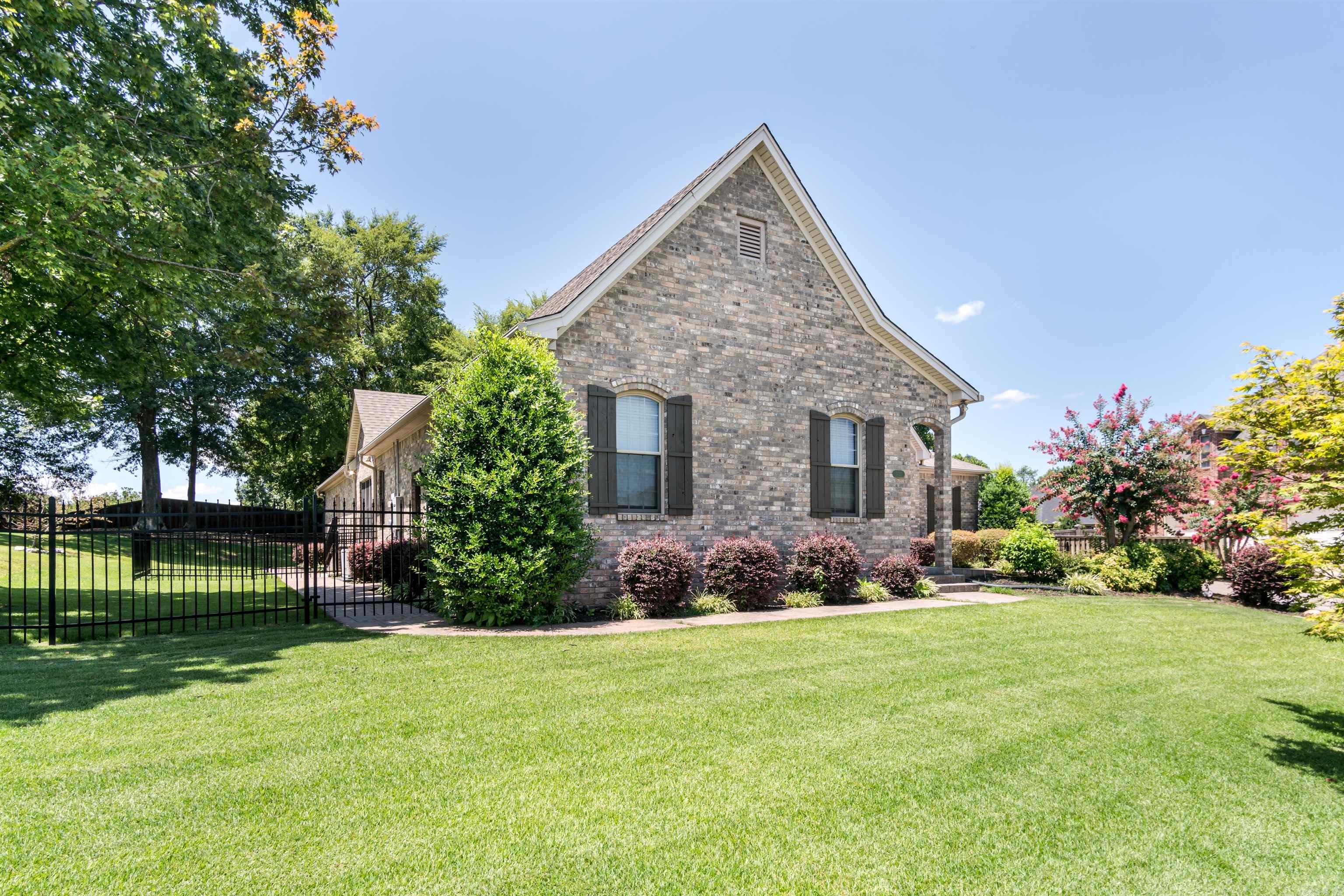 HURRICANE LAKE EST - Residential