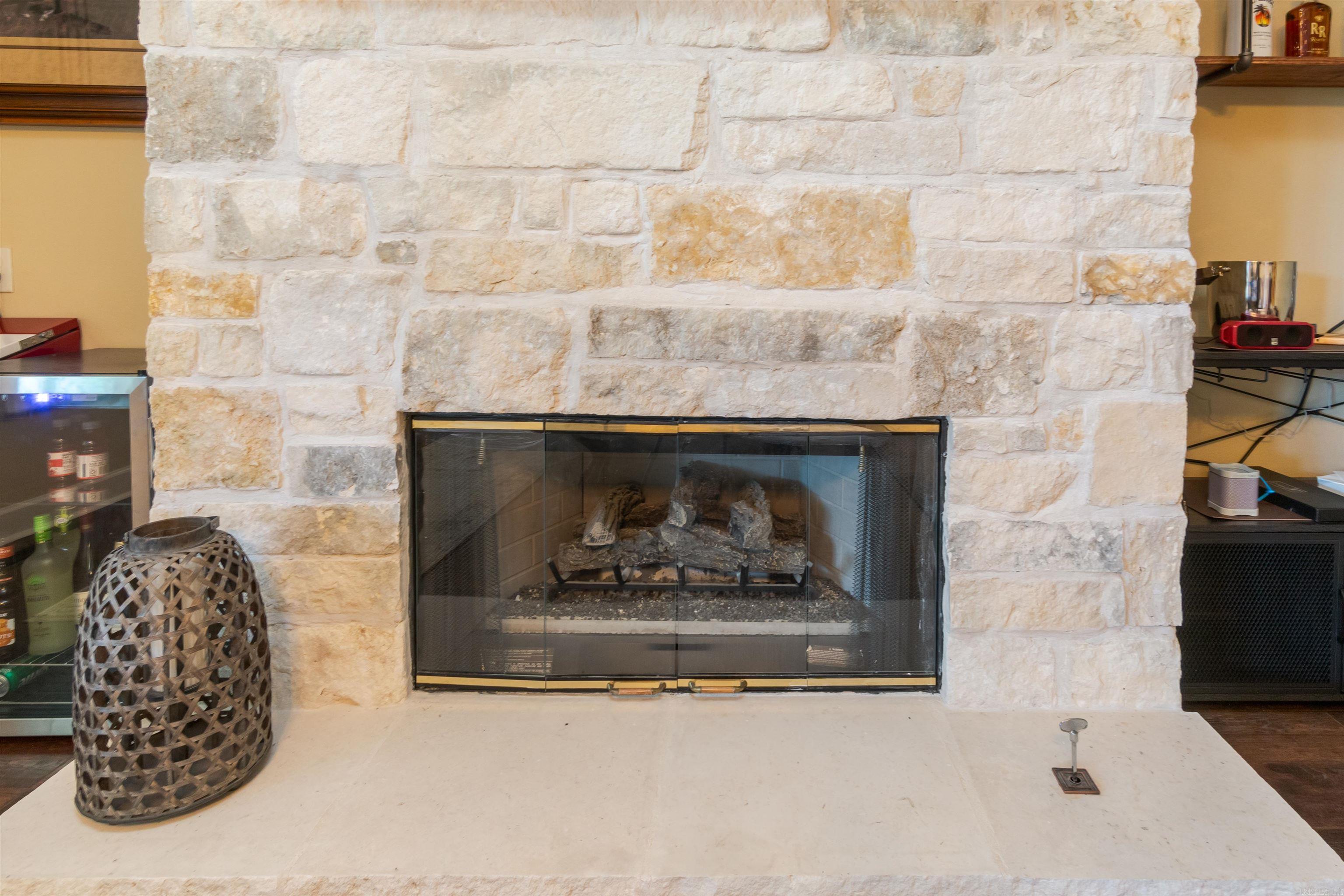 HURRICANE LAKE EST - Residential