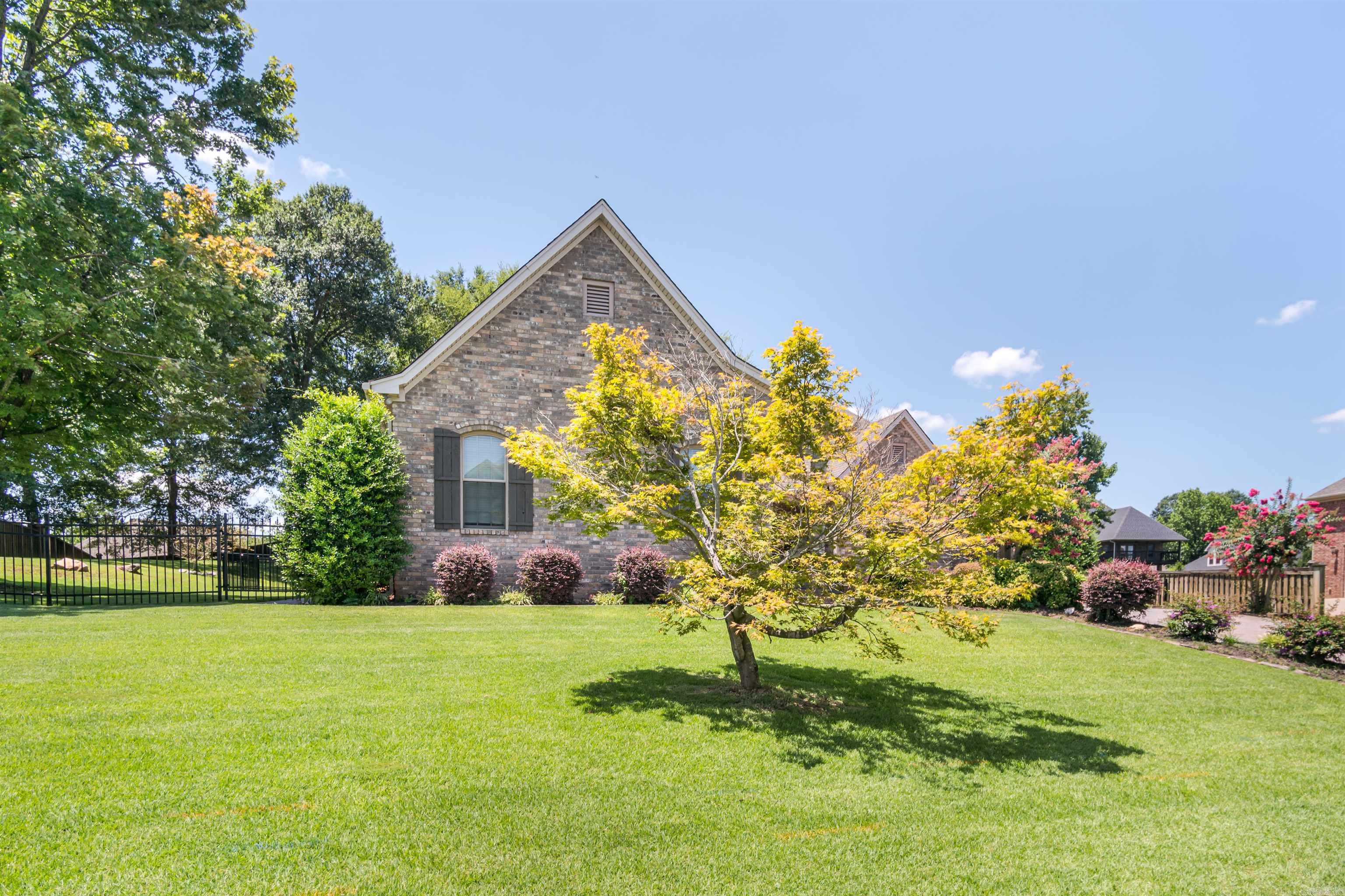 HURRICANE LAKE EST - Residential