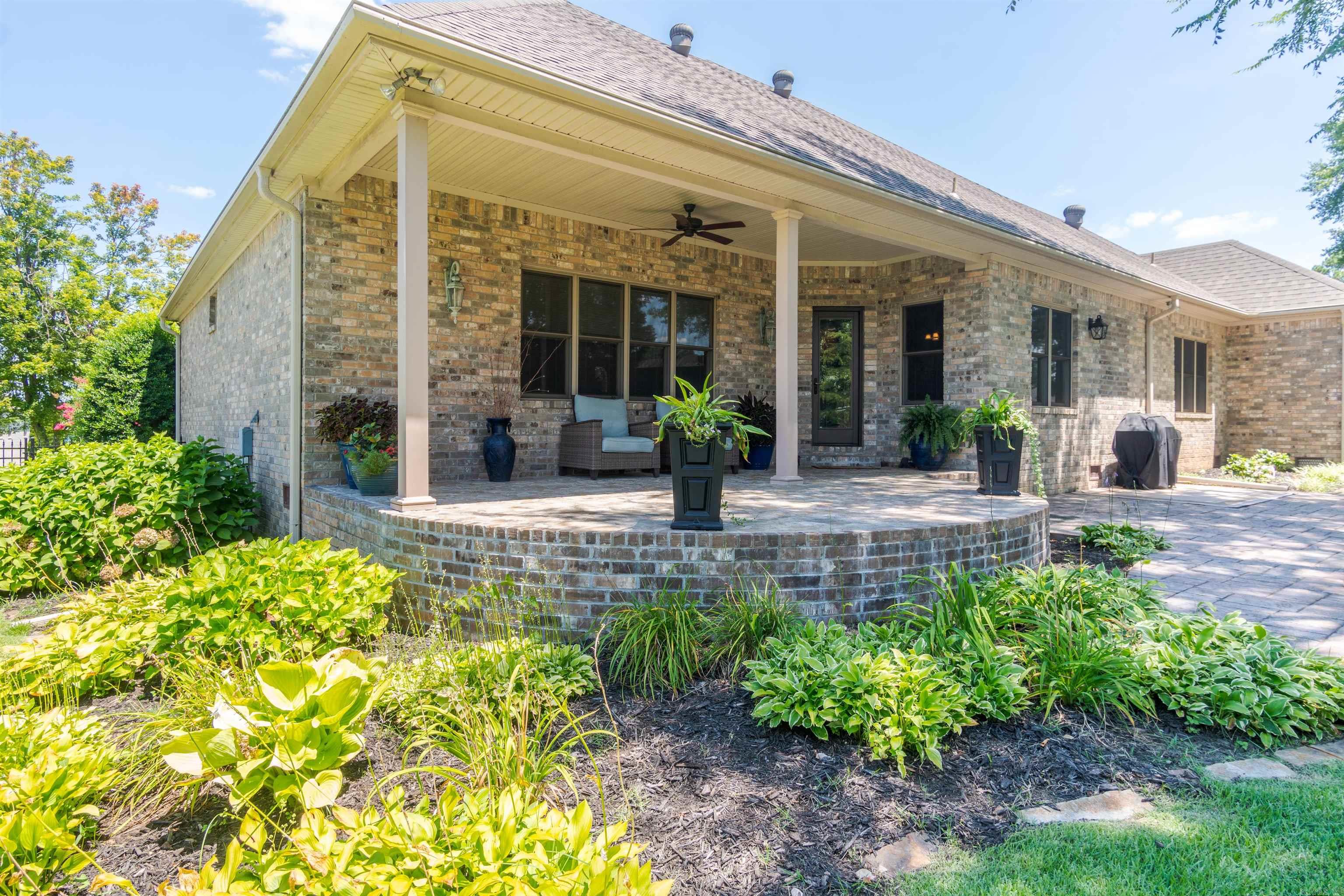 HURRICANE LAKE EST - Residential