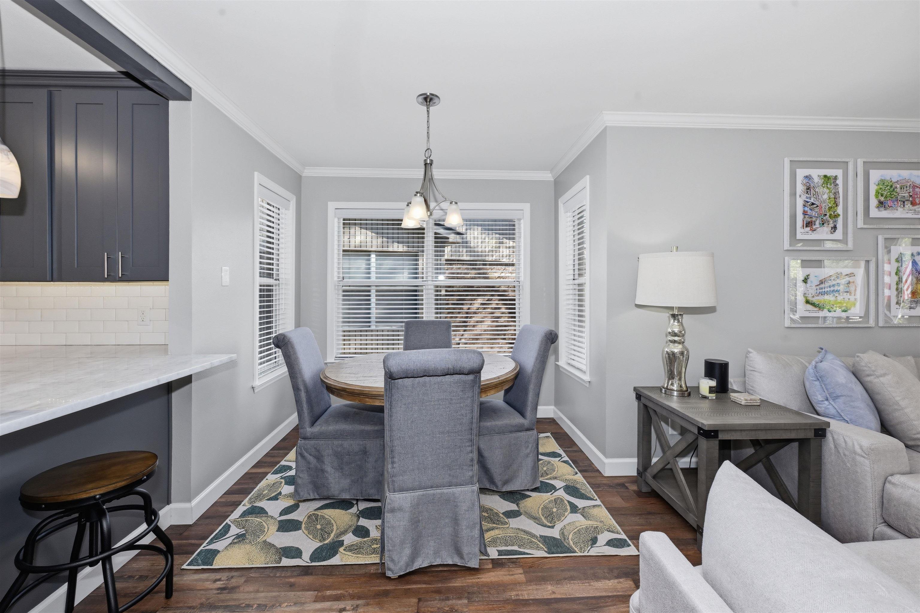 WESTPORT BAY TOWN HOUSE - Residential