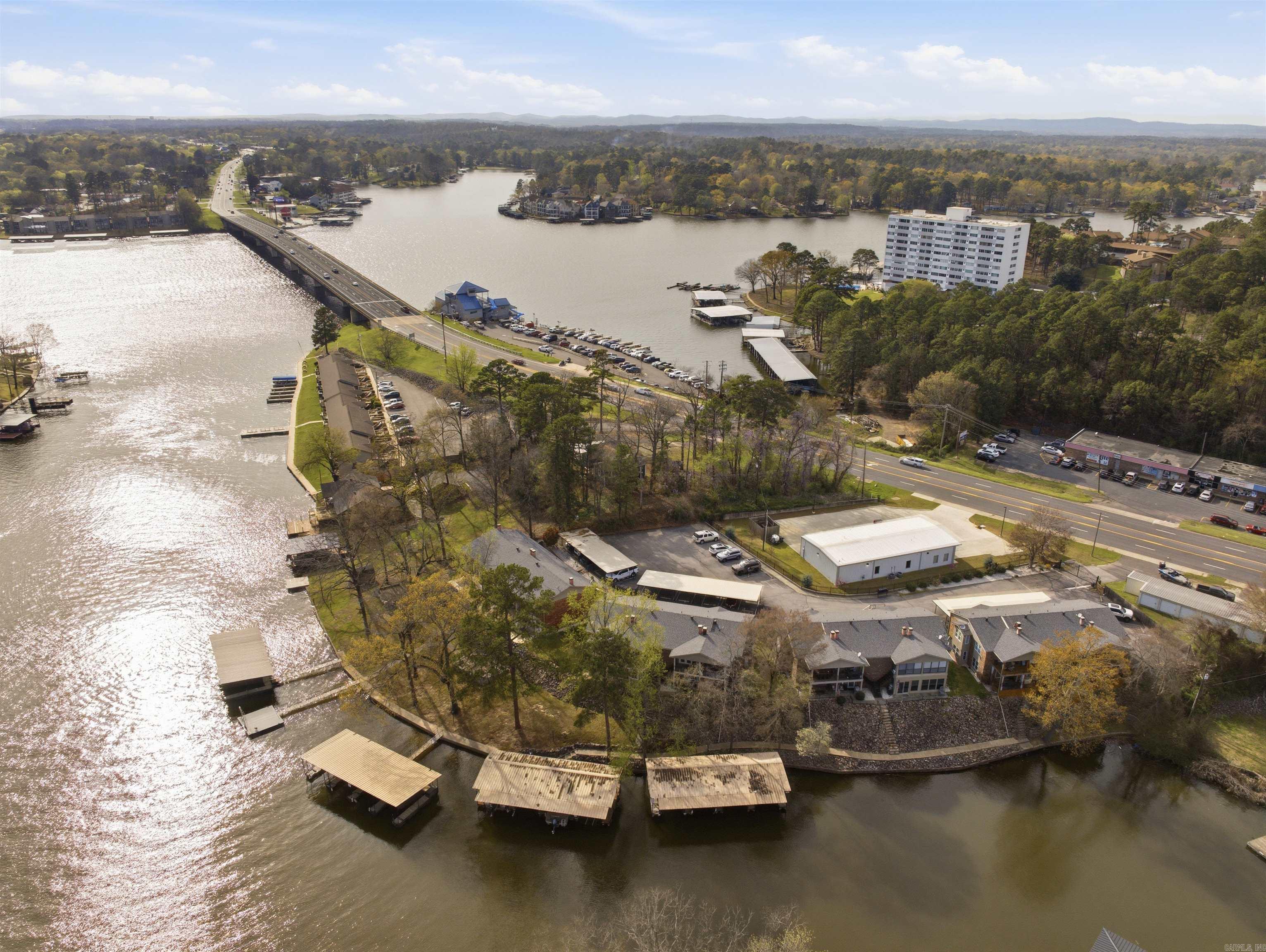 WESTPORT BAY TOWN HOUSE - Residential