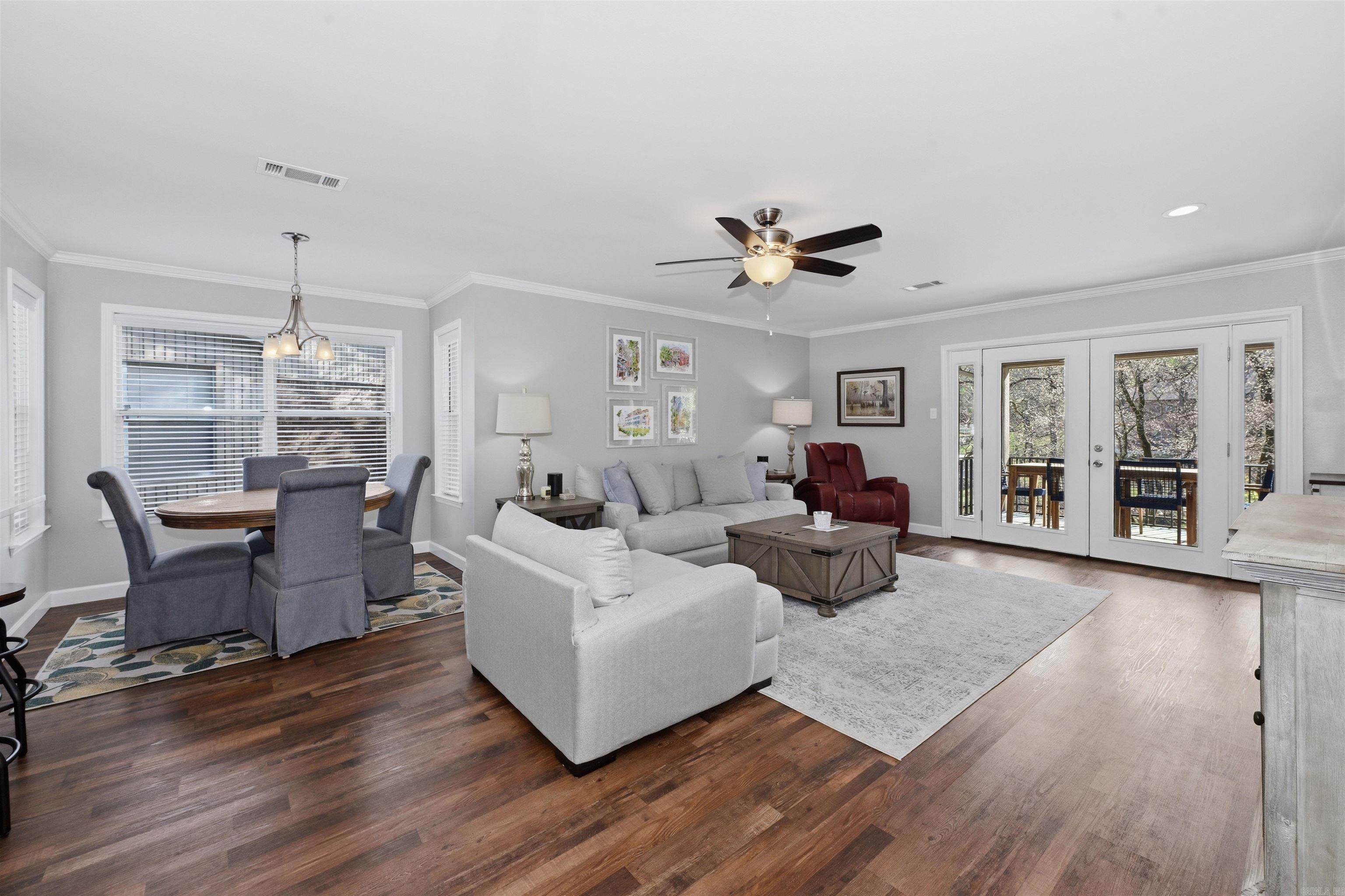 WESTPORT BAY TOWN HOUSE - Residential