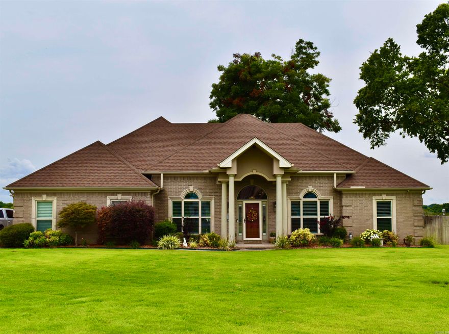 Fantastic 1 level home on the Arkansas River with new private covered boat doc on 1 acre with river fed sprinkler system for the entire yard. Inground pool, covered patio, iron fencing, 3 car garage and RV pad with 50-amp hookup. This 4-bedroom 2.5 bath has newer carpet in master br and a newly remodeled master bath. 2023 new water heater and AC compressor. Kitchen has lots of storage with metal pullouts as well as ice machine, touch faucet, new Monogram Induction Stovetop and Advantium Microwave. Updates everywhere and newer paint throughout this beautiful home is ready for you to move in and enjoy the views of the river year round.