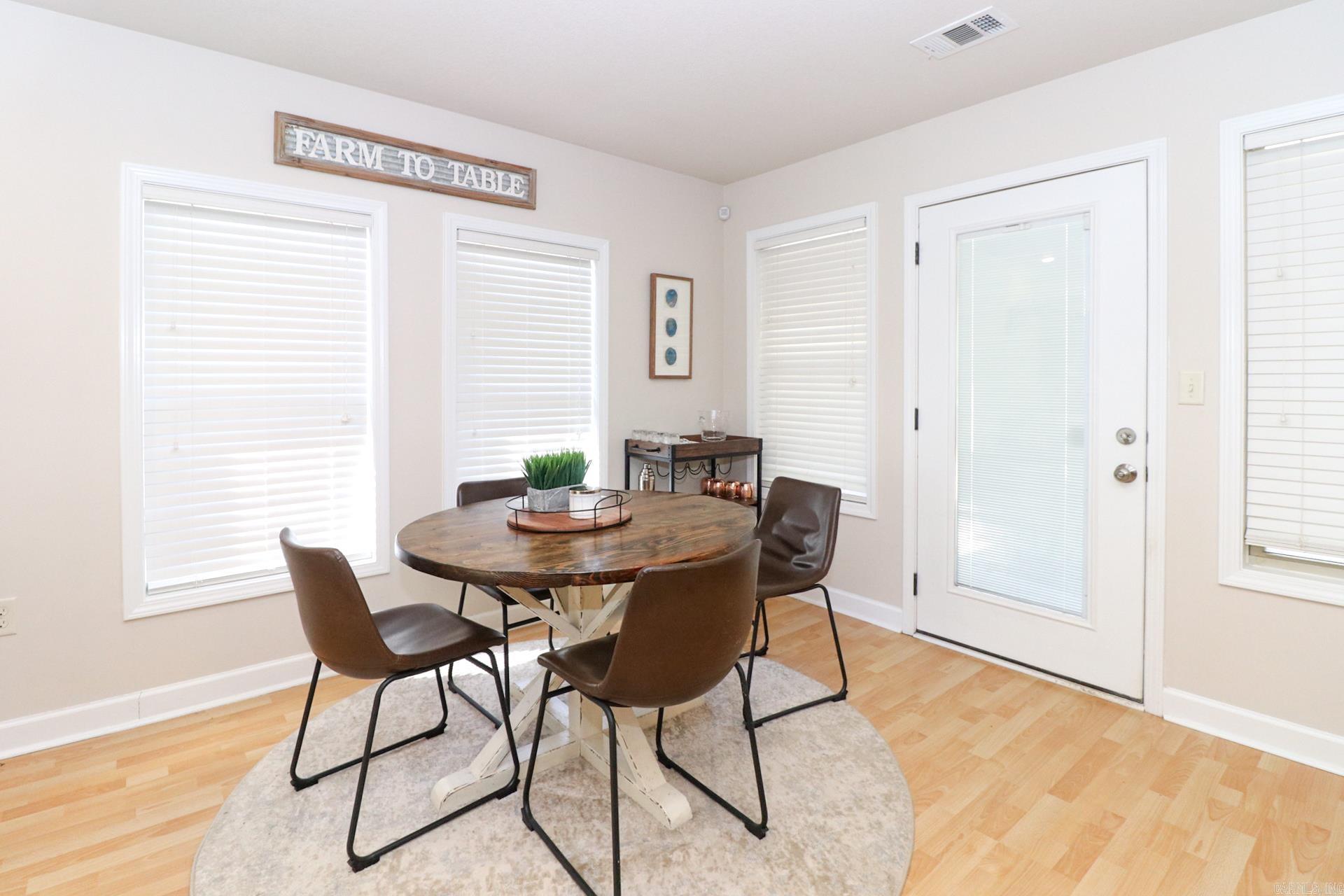 PRAIRIE MEADOWS - Residential