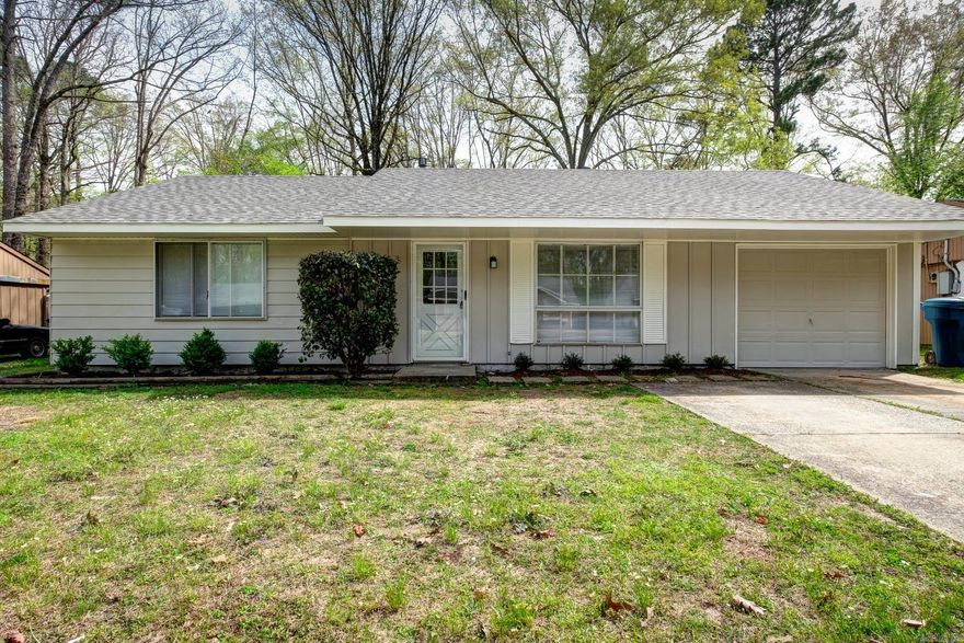 Adorable 3 bedroom, 1 bathroom home for rent in West Baseline area! Nice yard space and a garage! The lease for this property is for 18 months and income has to be three times the amount of rent. No Section 8.
