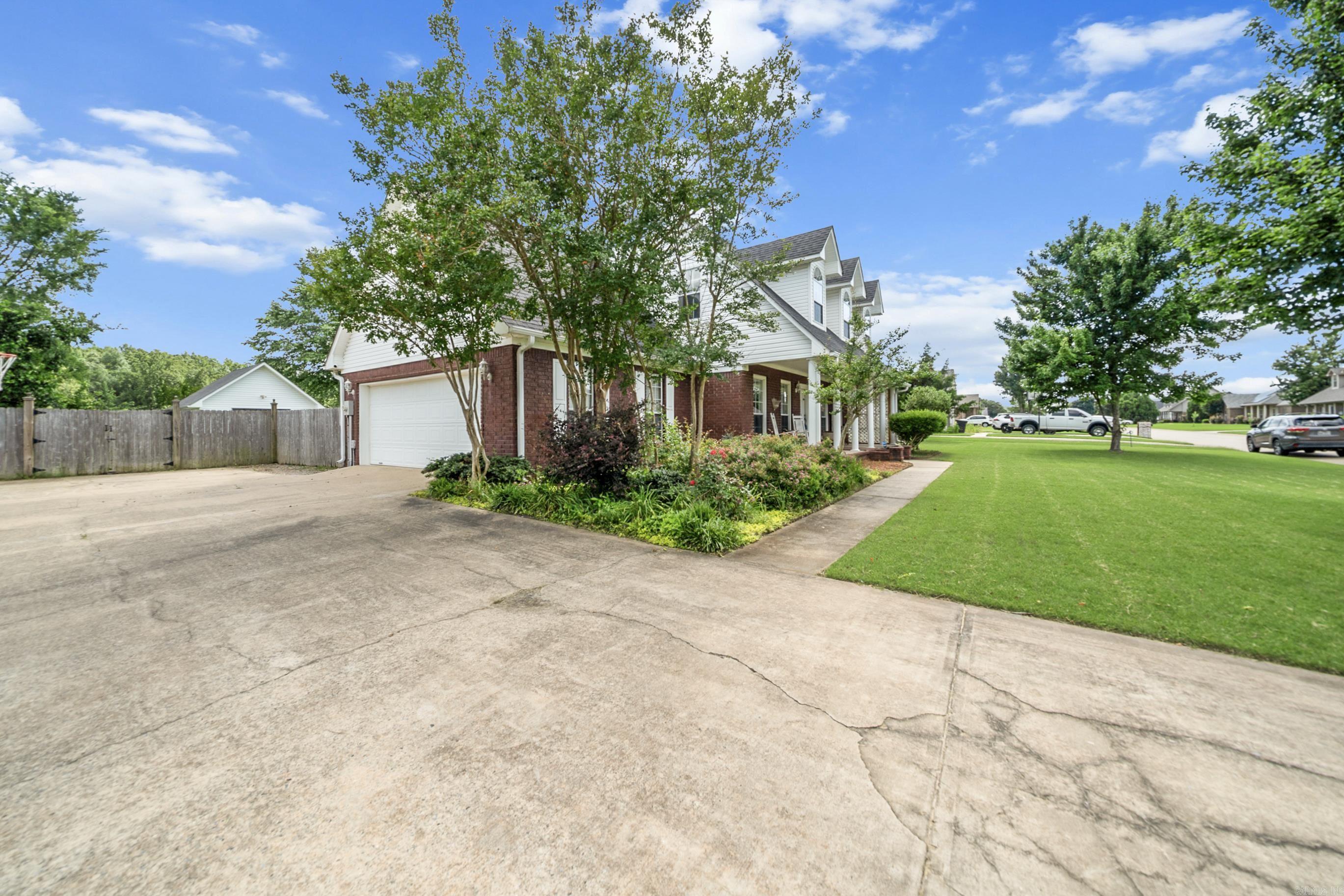 Quail Hollow - Residential