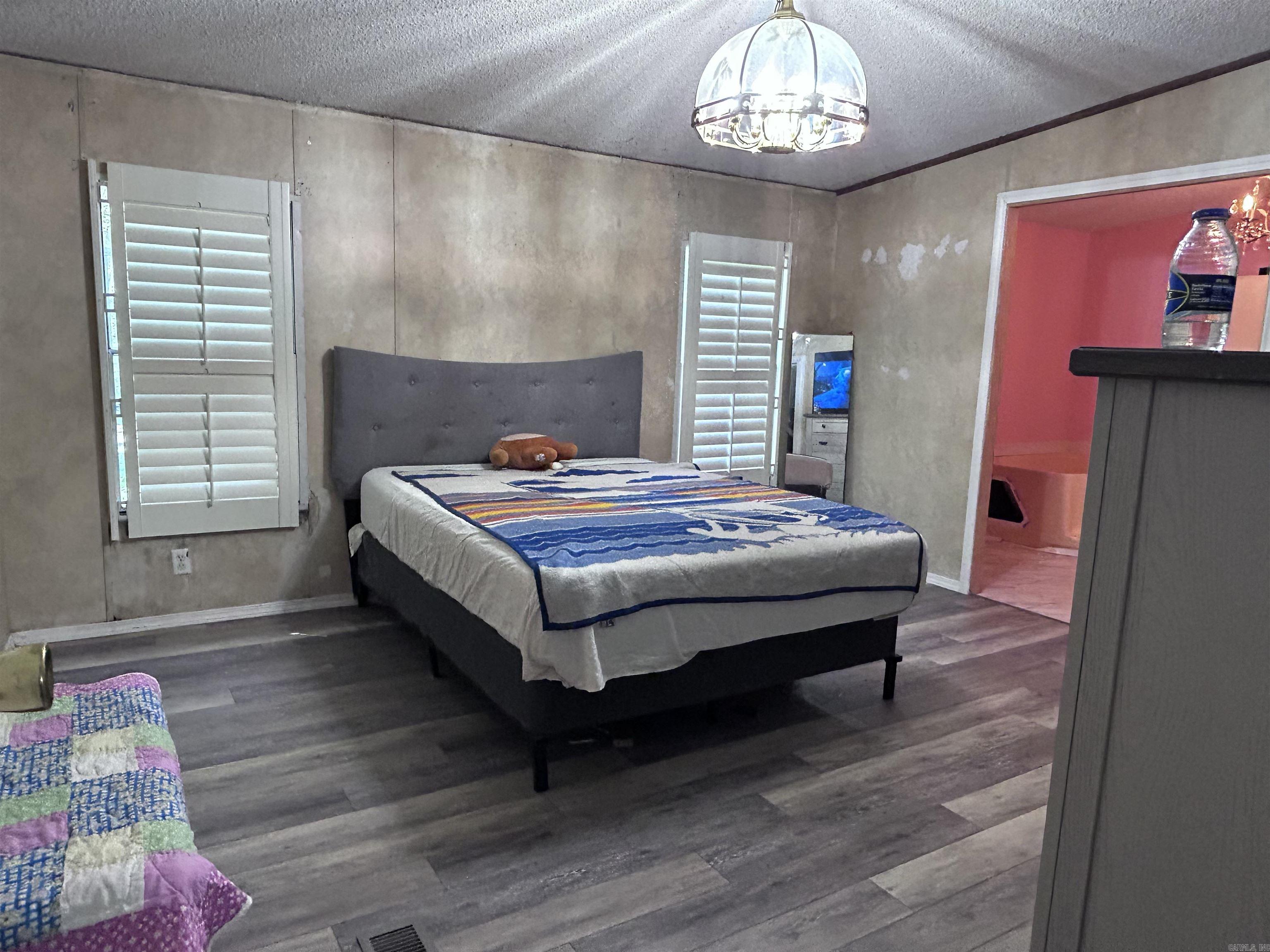 EZELLS - Residential