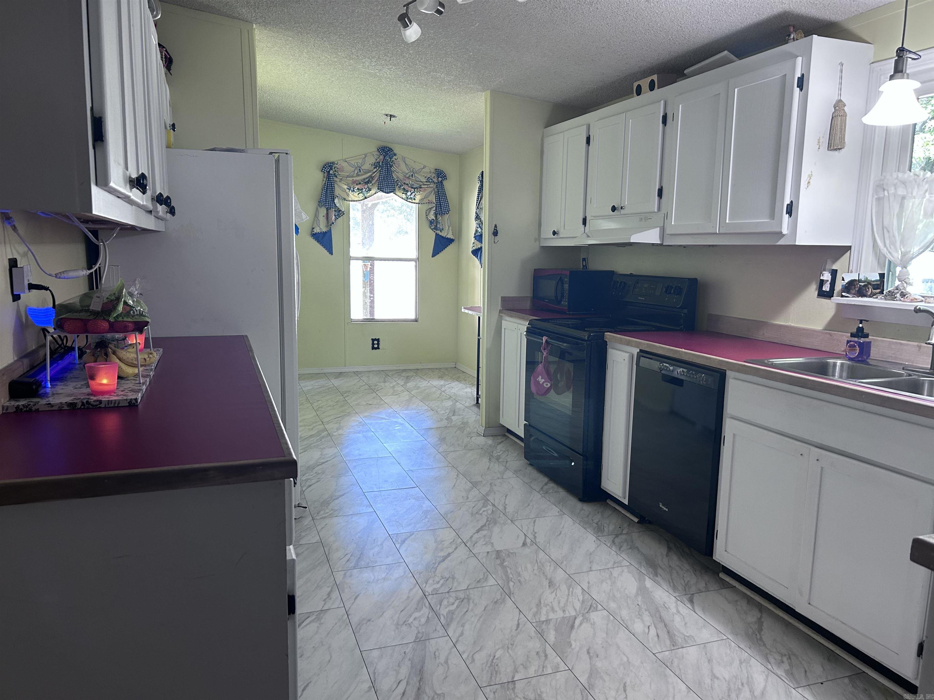 EZELLS - Residential