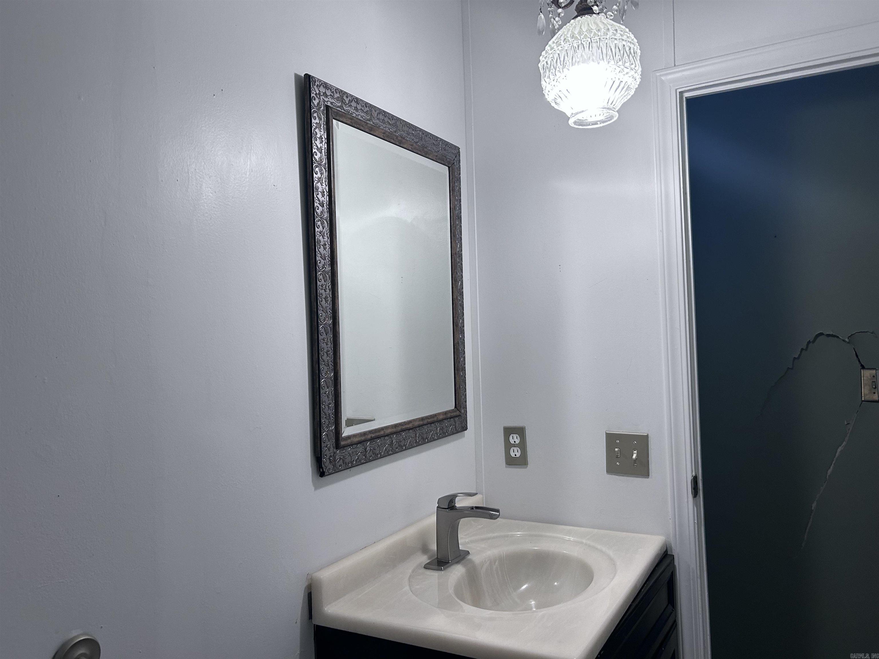 EZELLS - Residential