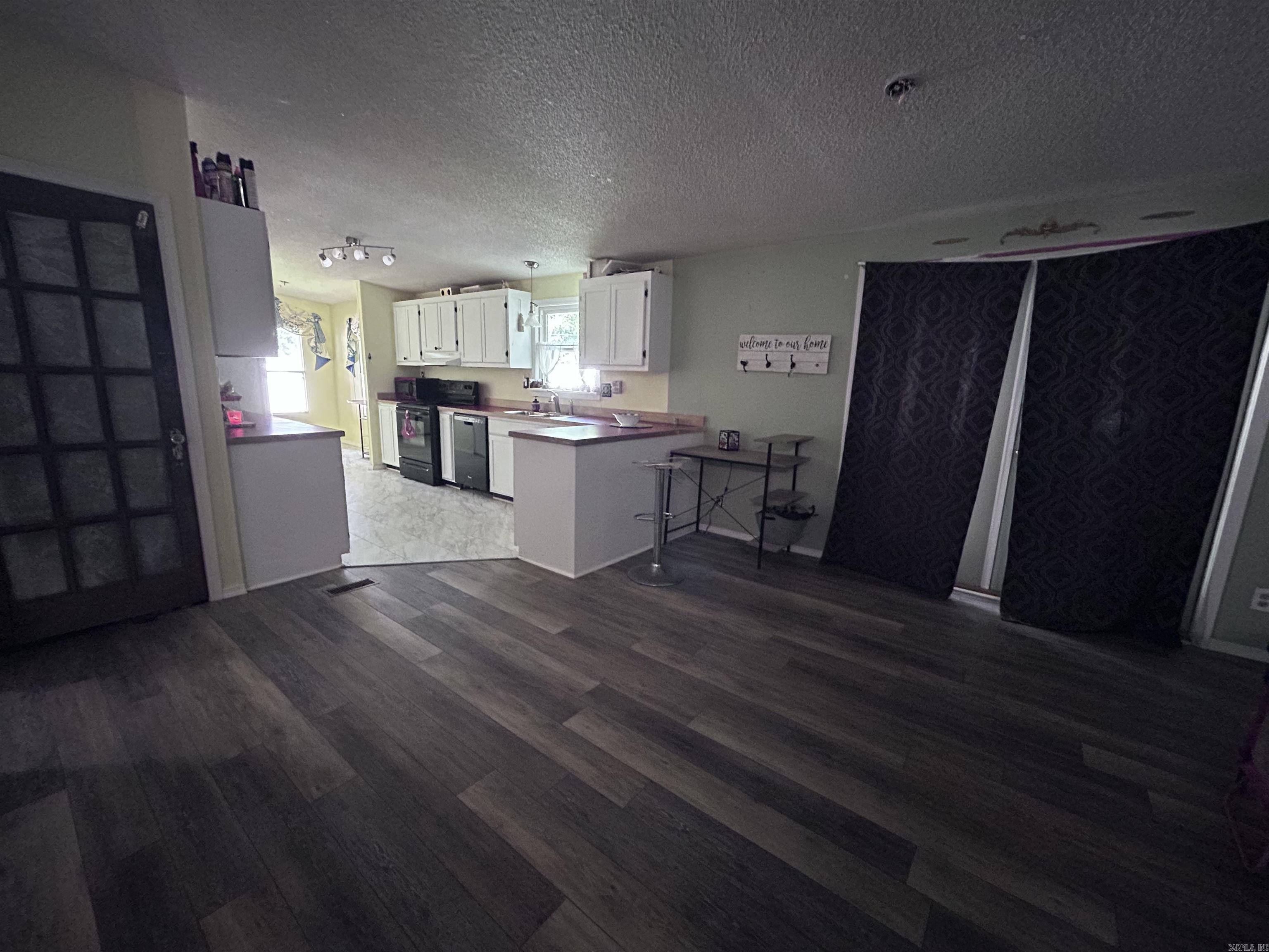 EZELLS - Residential