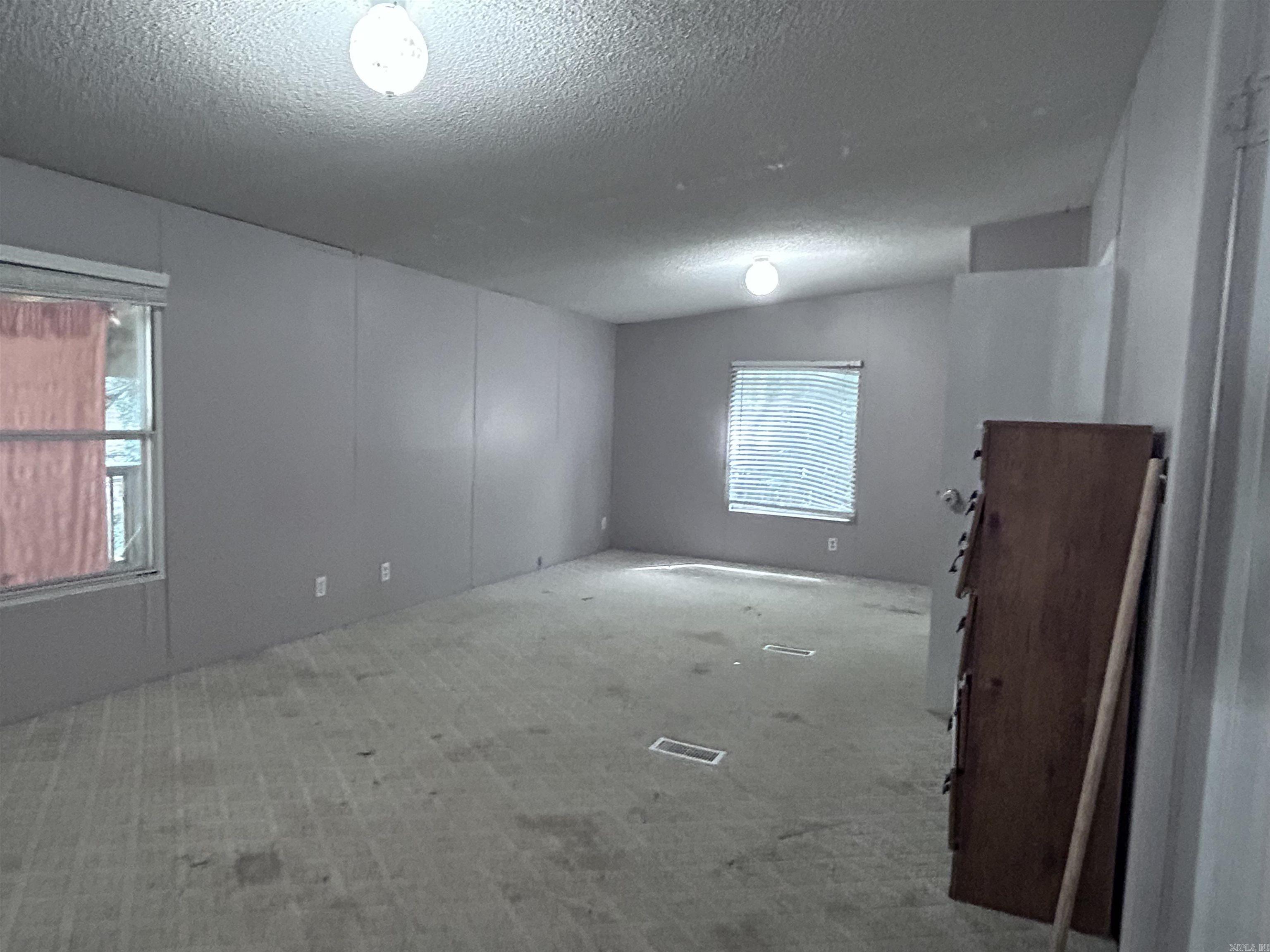 EZELLS - Residential