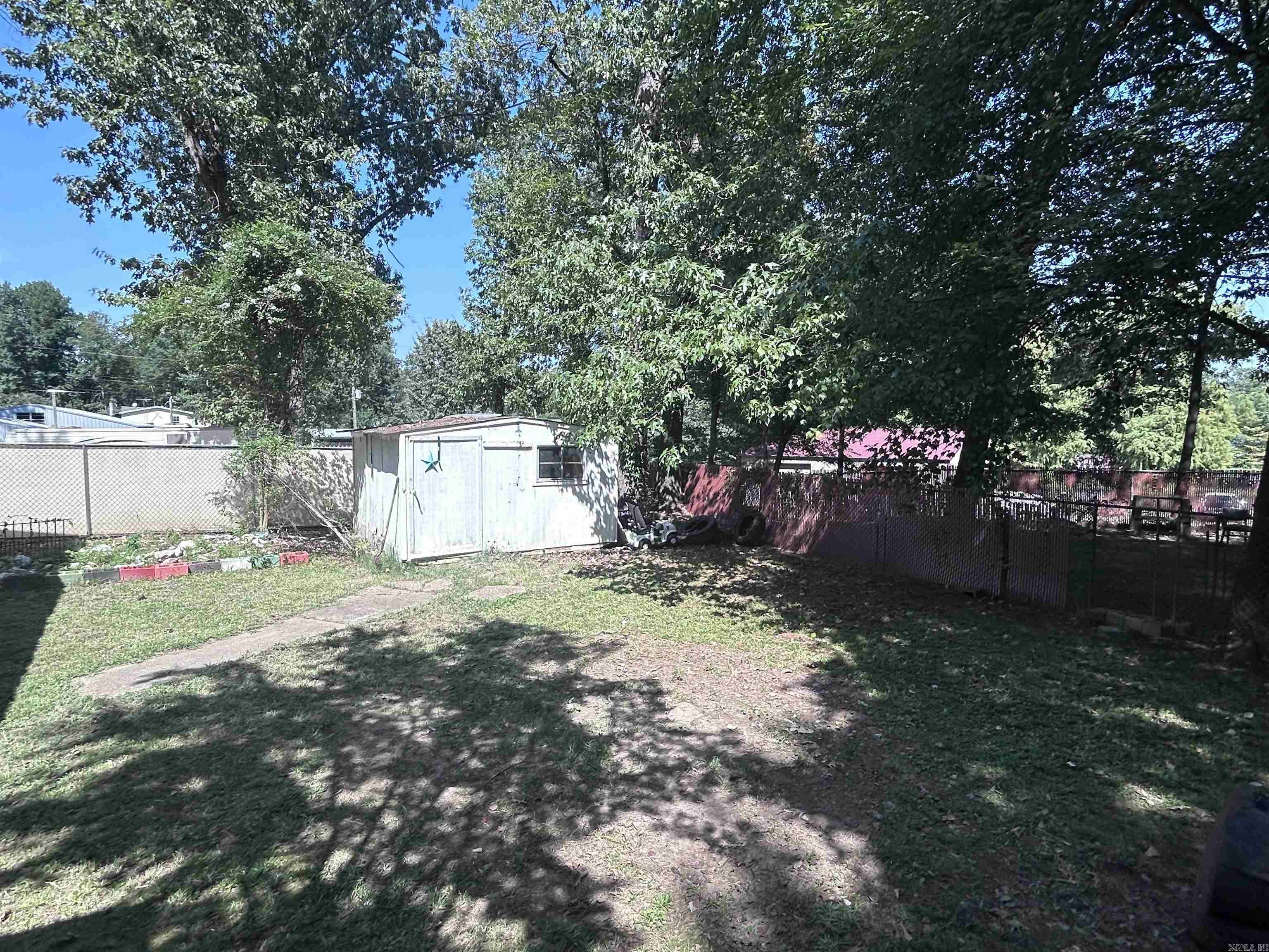 EZELLS - Residential