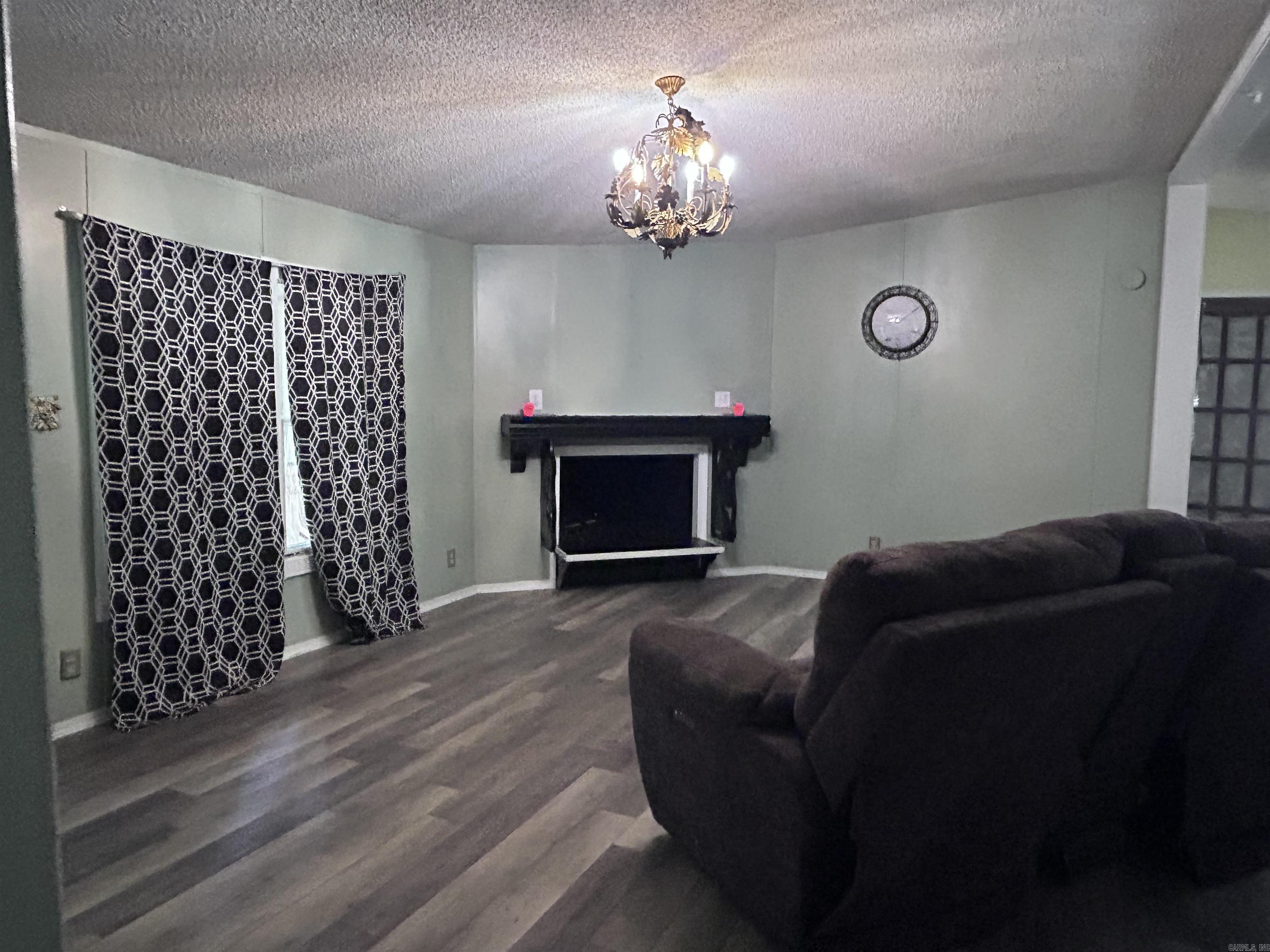 EZELLS - Residential