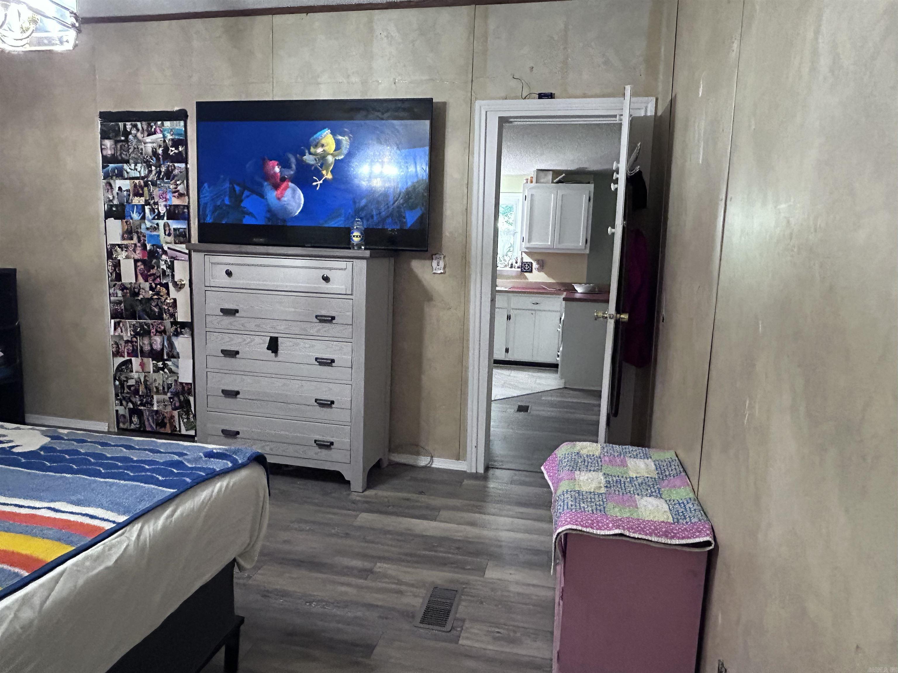 EZELLS - Residential