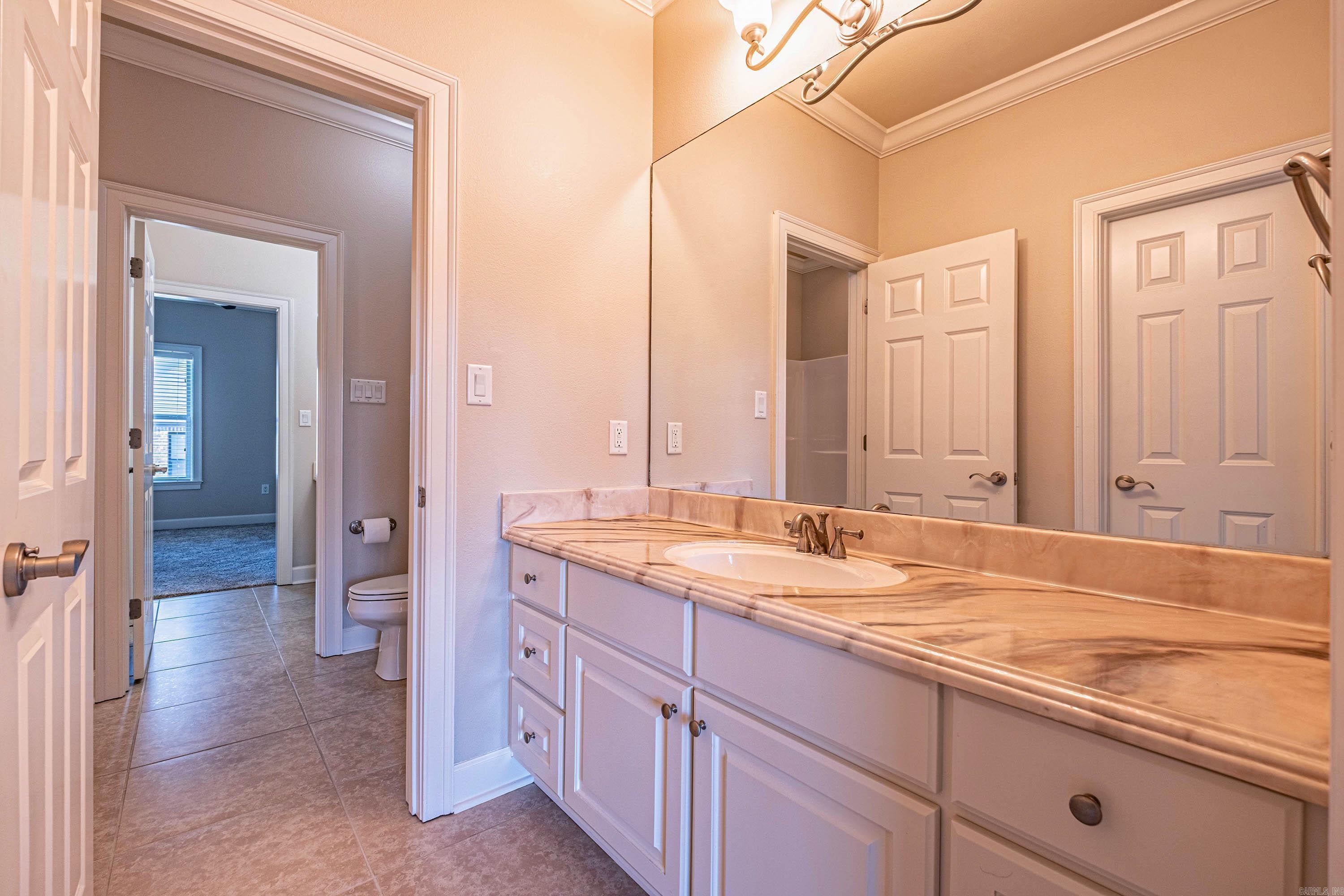 CHENAL VALLEY EPERNAY PLACE - Residential