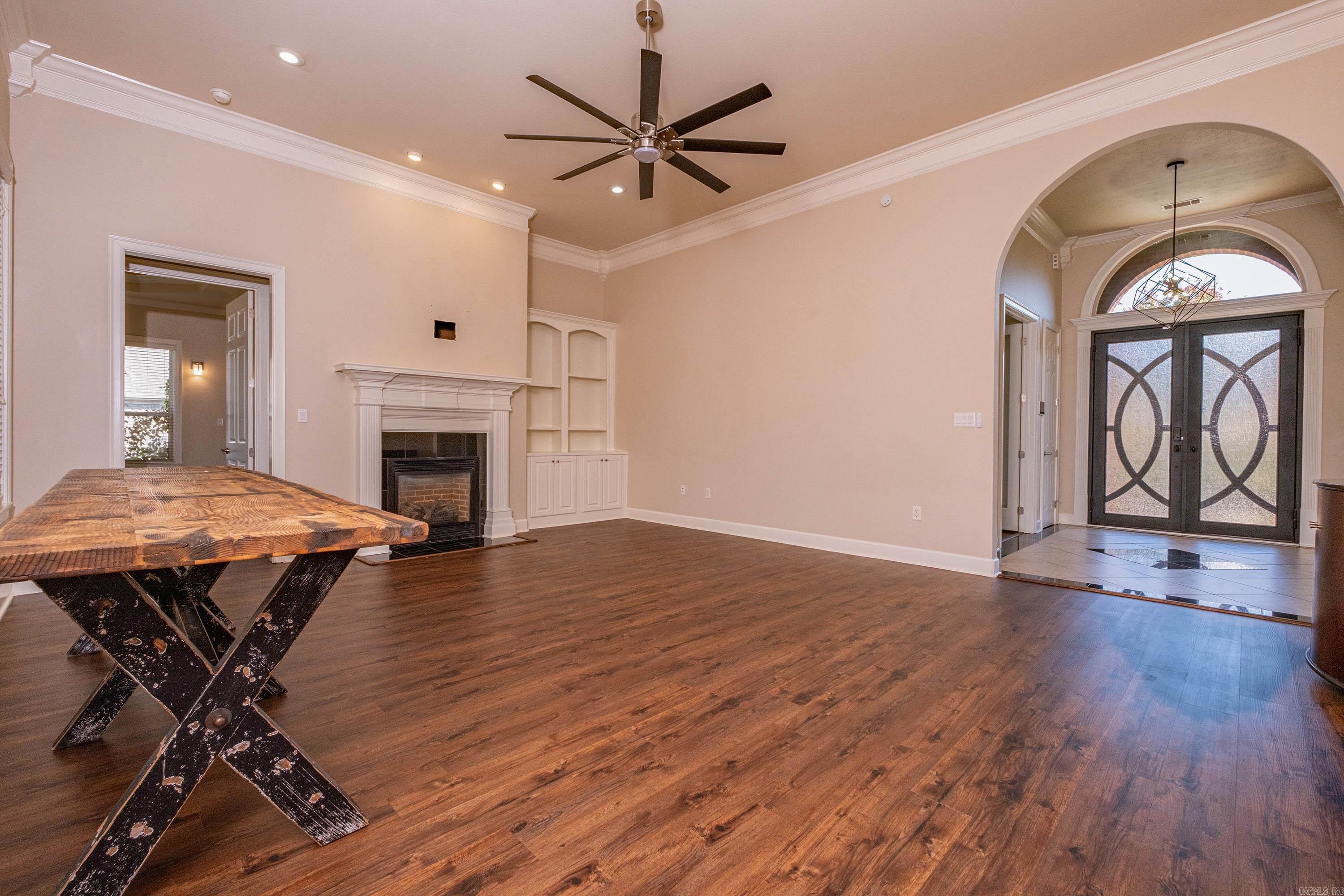 CHENAL VALLEY EPERNAY PLACE - Residential