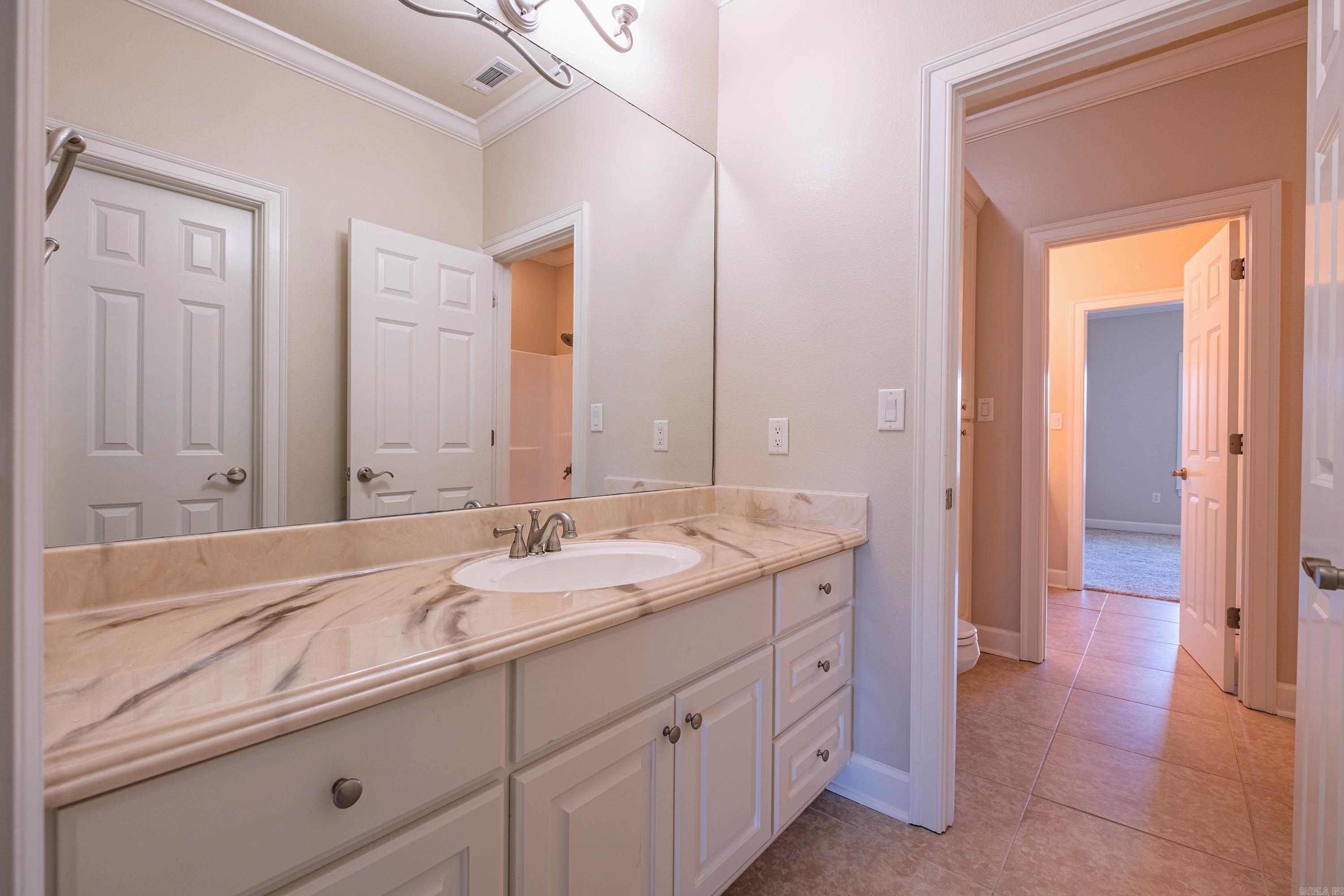 CHENAL VALLEY EPERNAY PLACE - Residential