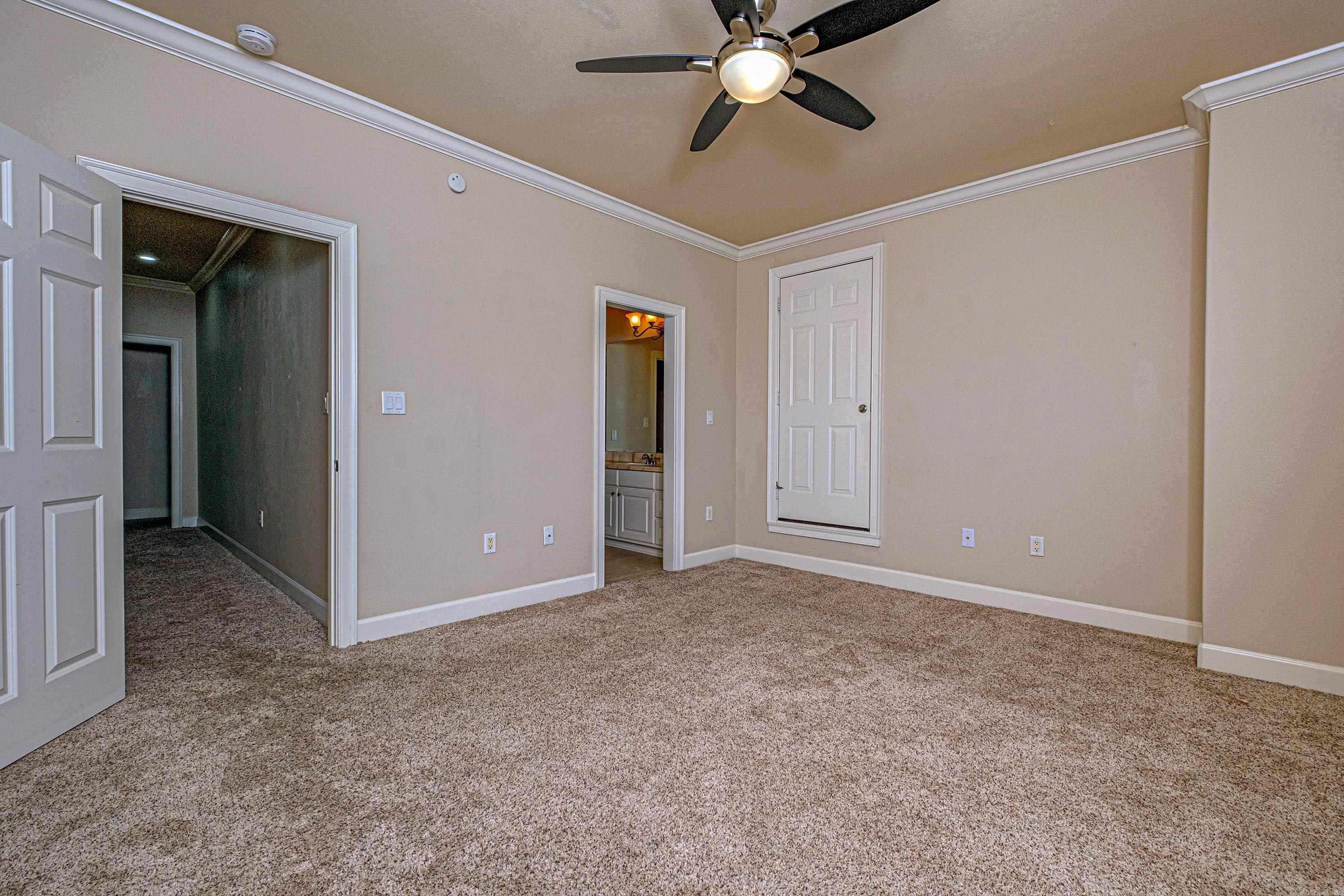 CHENAL VALLEY EPERNAY PLACE - Residential