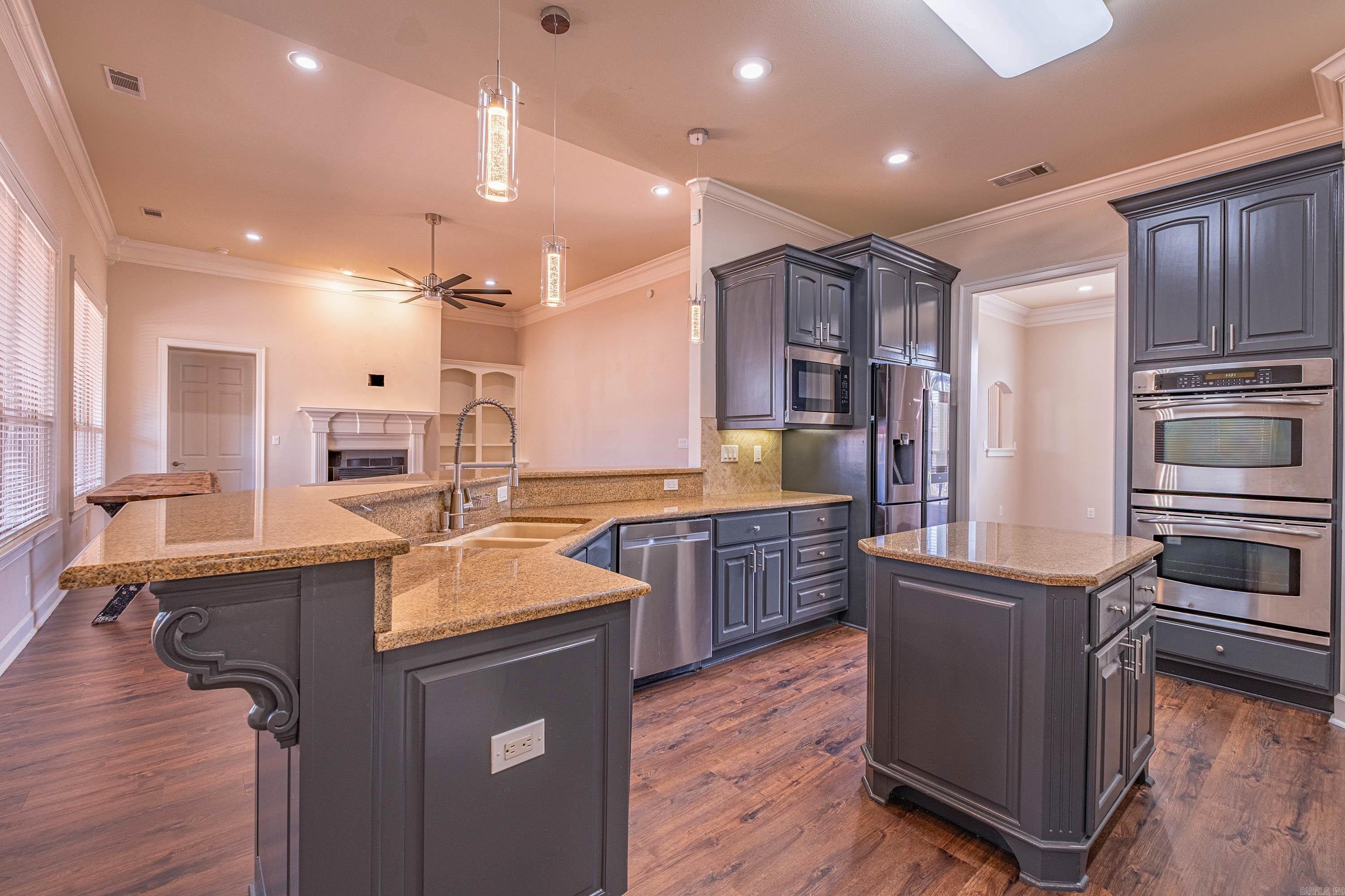 CHENAL VALLEY EPERNAY PLACE - Residential