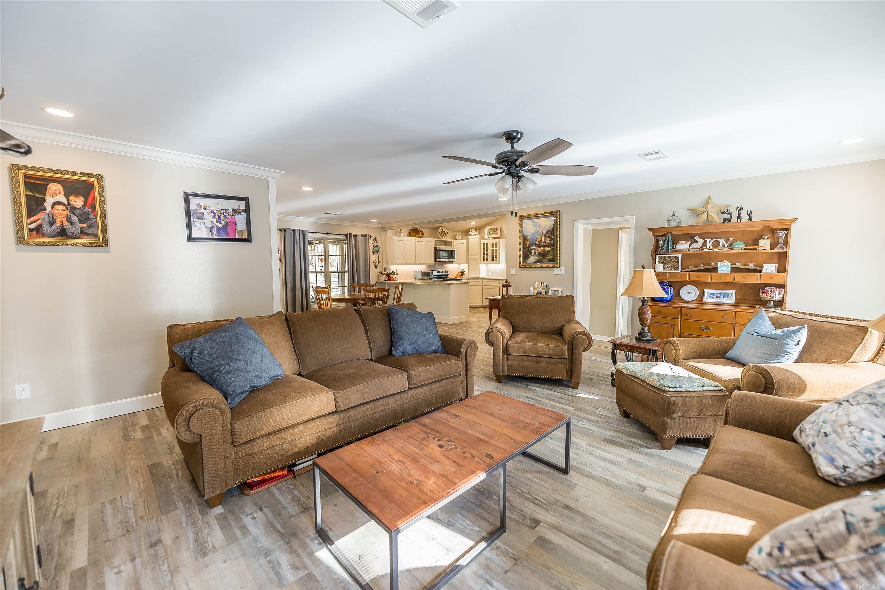 STRONG ADDITION - Residential