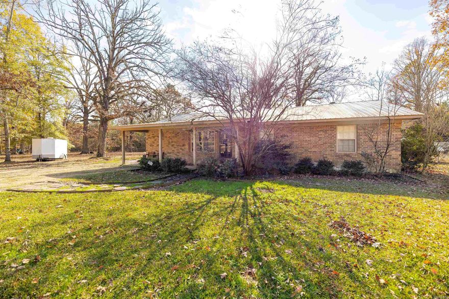 Welcome to 1211 Old Strong Hwy. This 3-bedroom, 2-bathroom home sits on 1.35 acres with woods behind it, giving you the privacy many buyers are searching for.