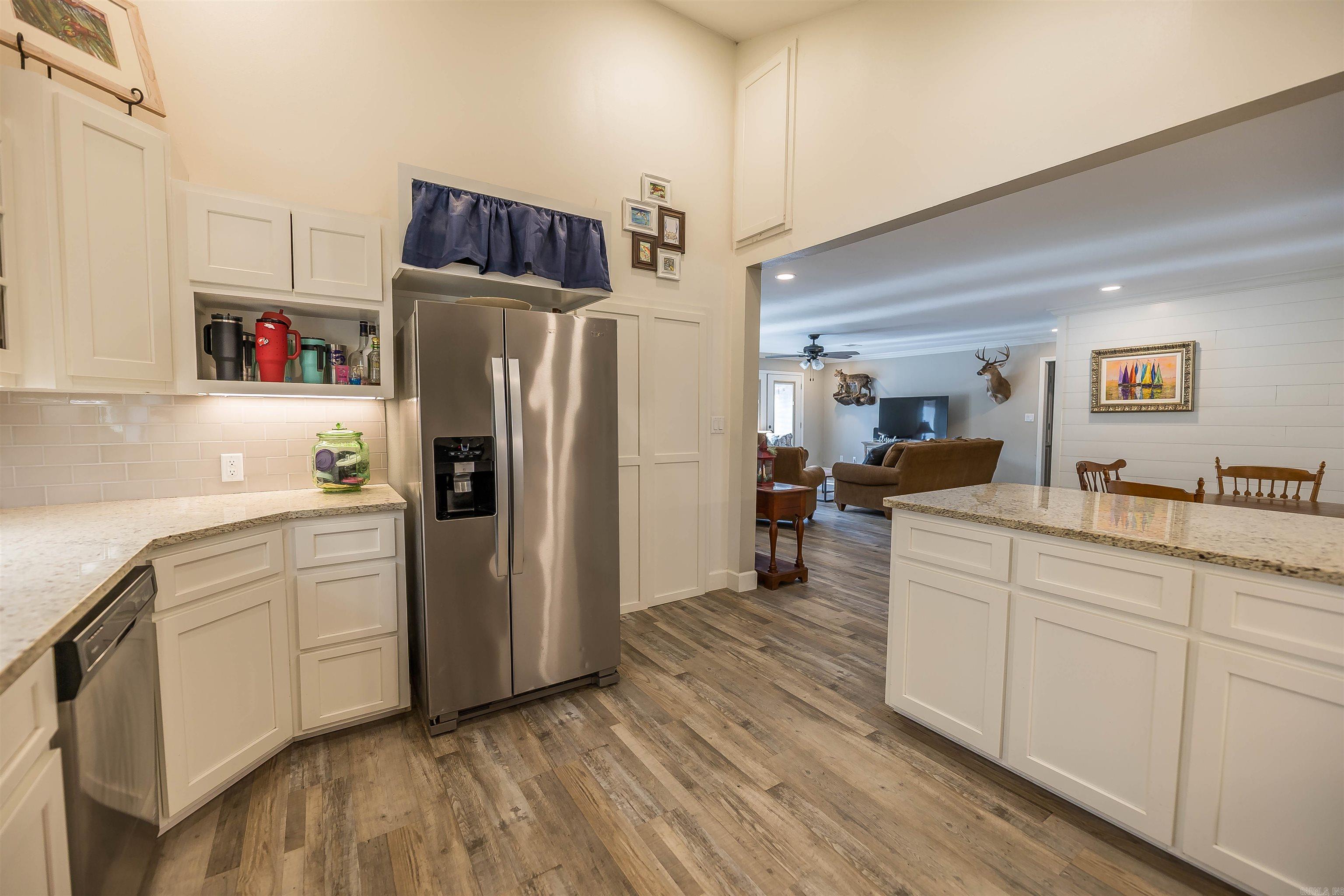 STRONG ADDITION - Residential