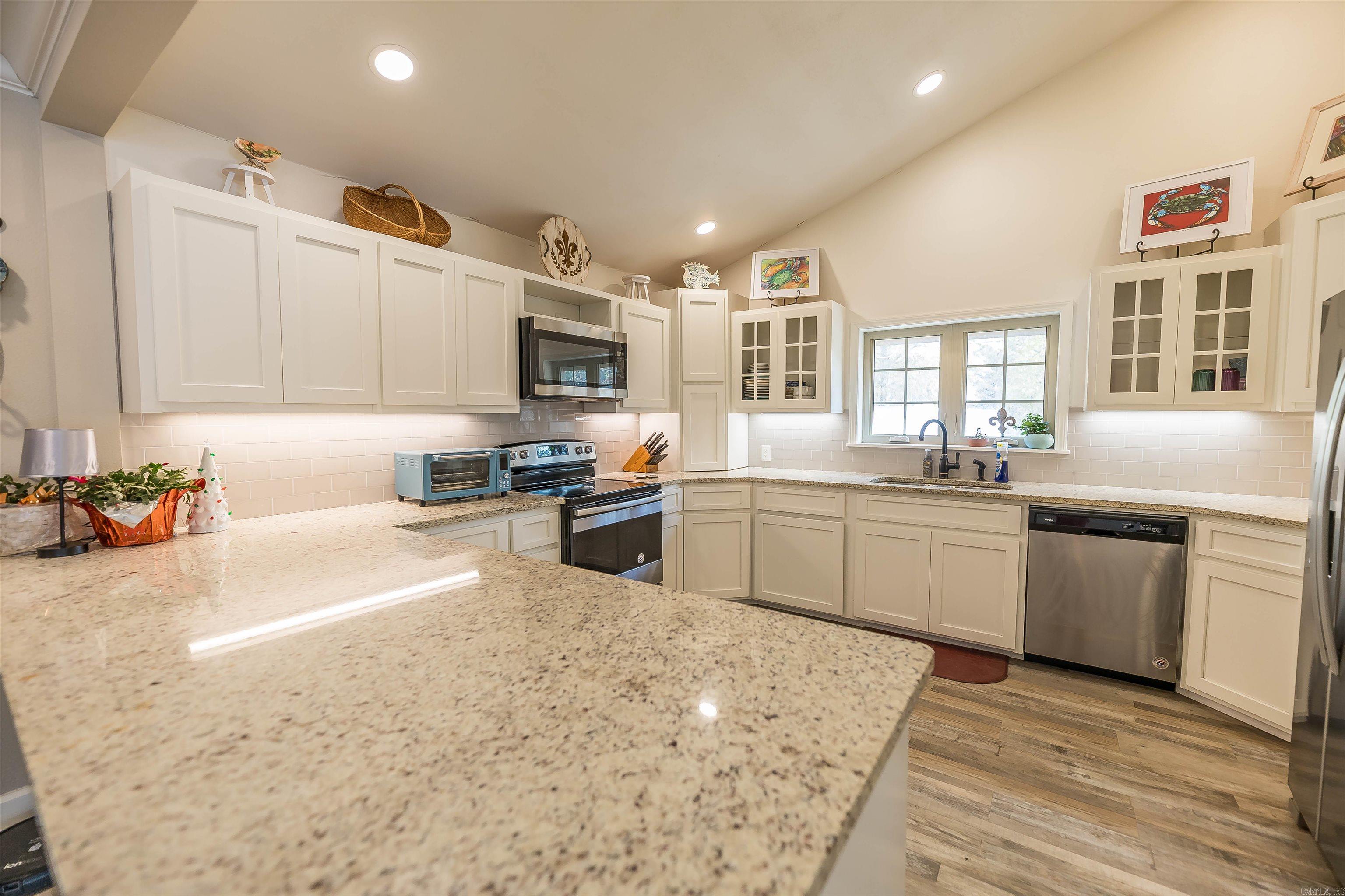 STRONG ADDITION - Residential