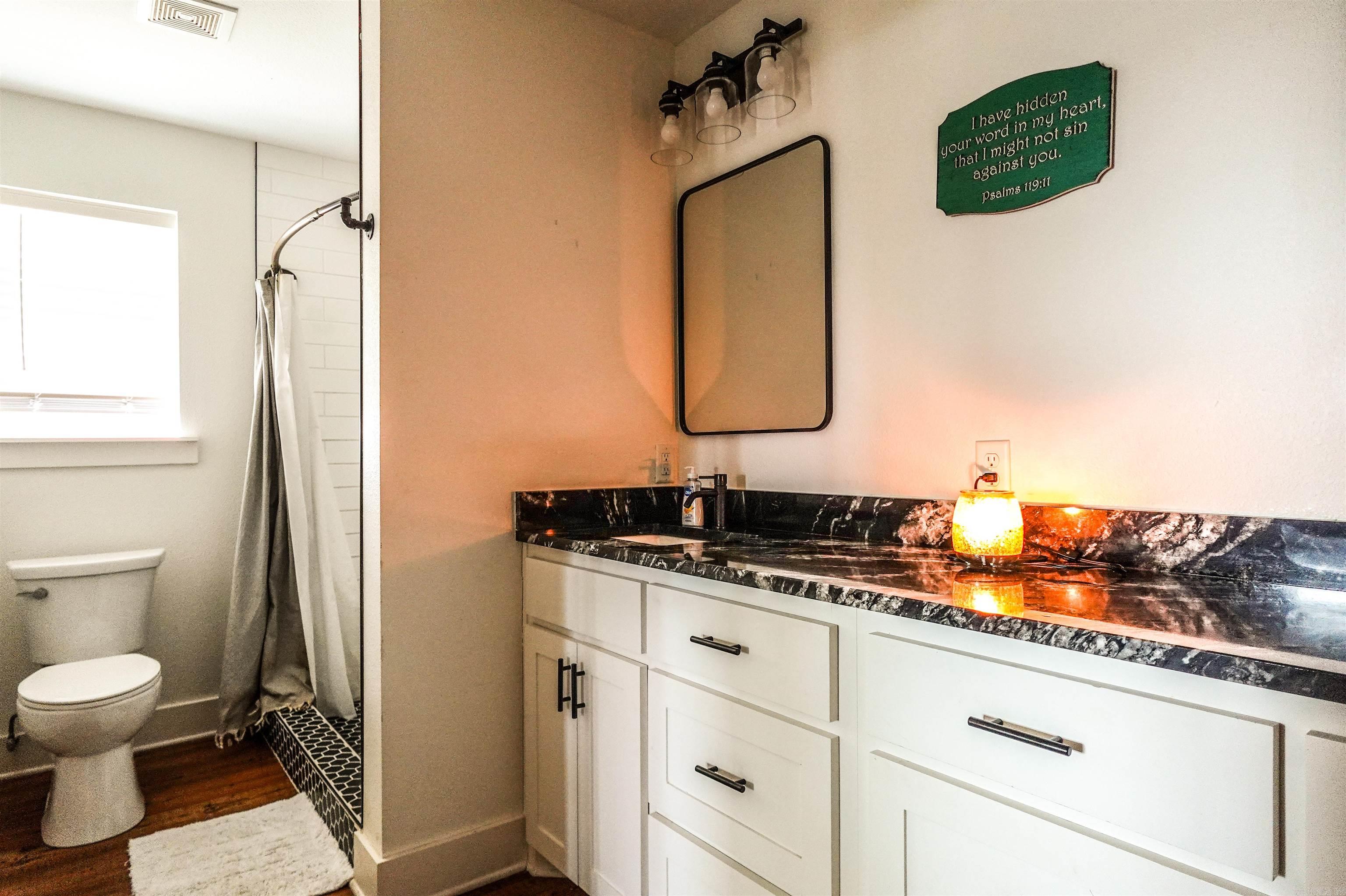 ROBERTS-FLANAGIN - Residential