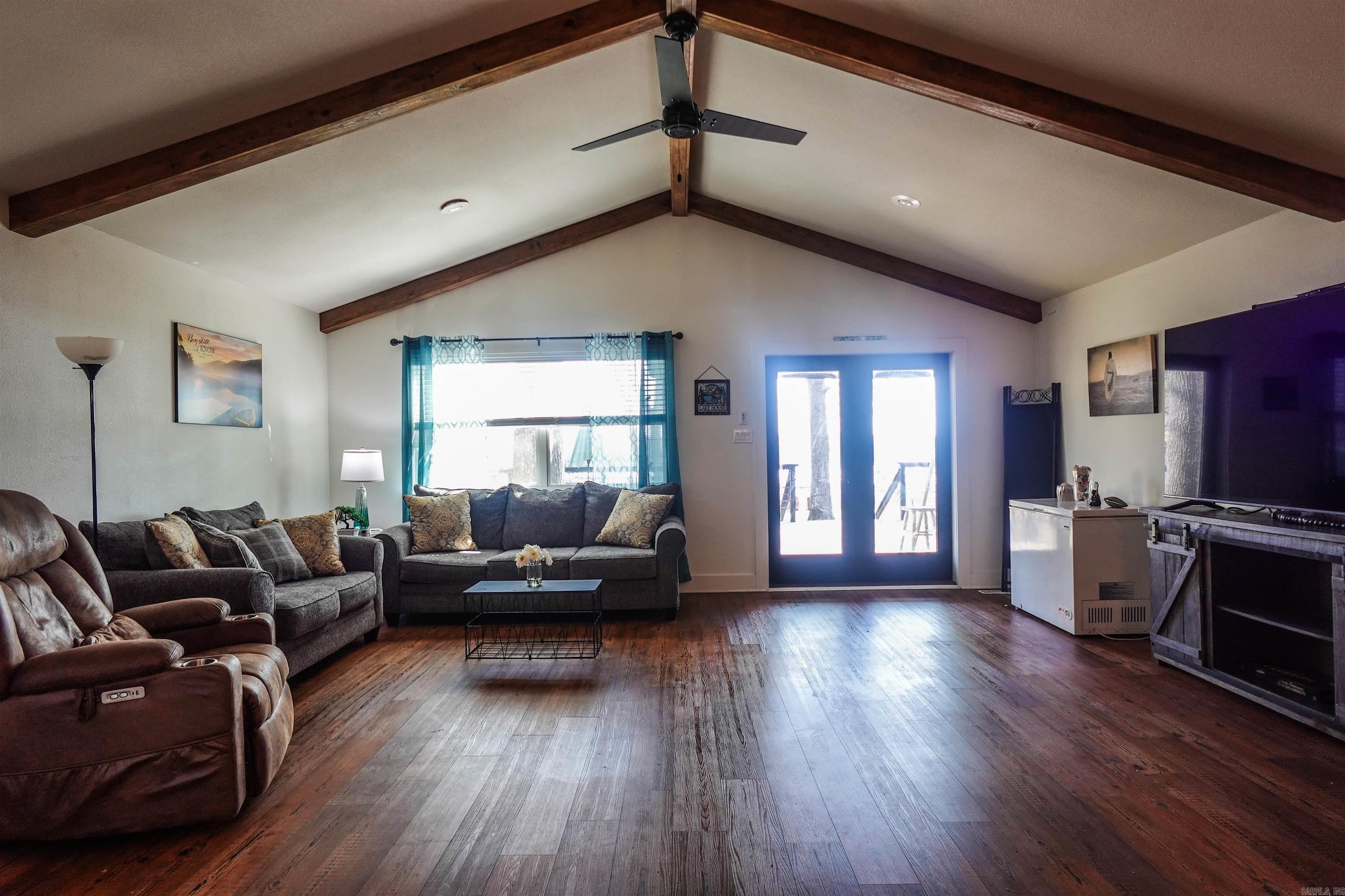 ROBERTS-FLANAGIN - Residential