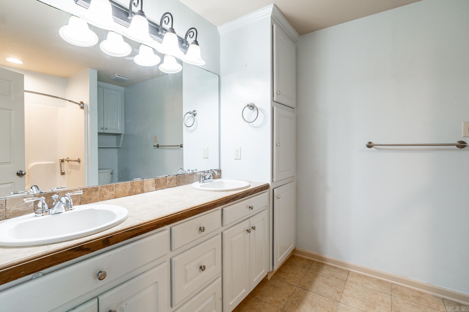 Trinity Estates - Residential Lease