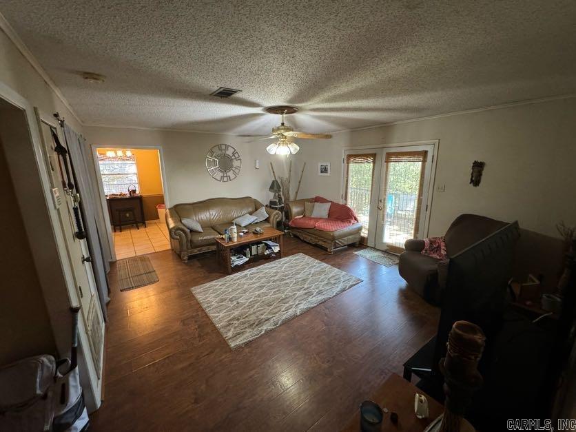 GREEN HILLS - Residential