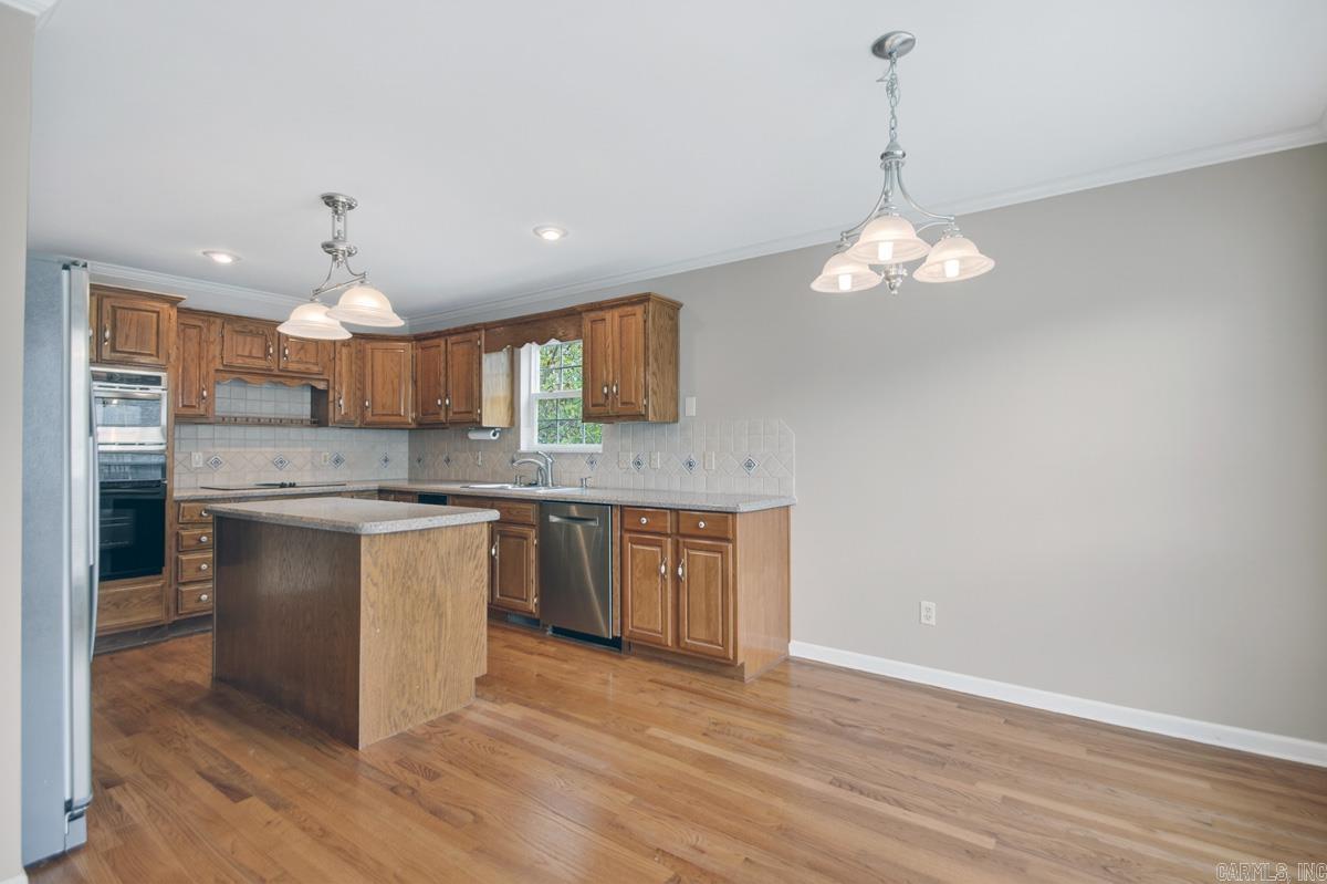 WINDSOR VALLEY ADDN - Residential