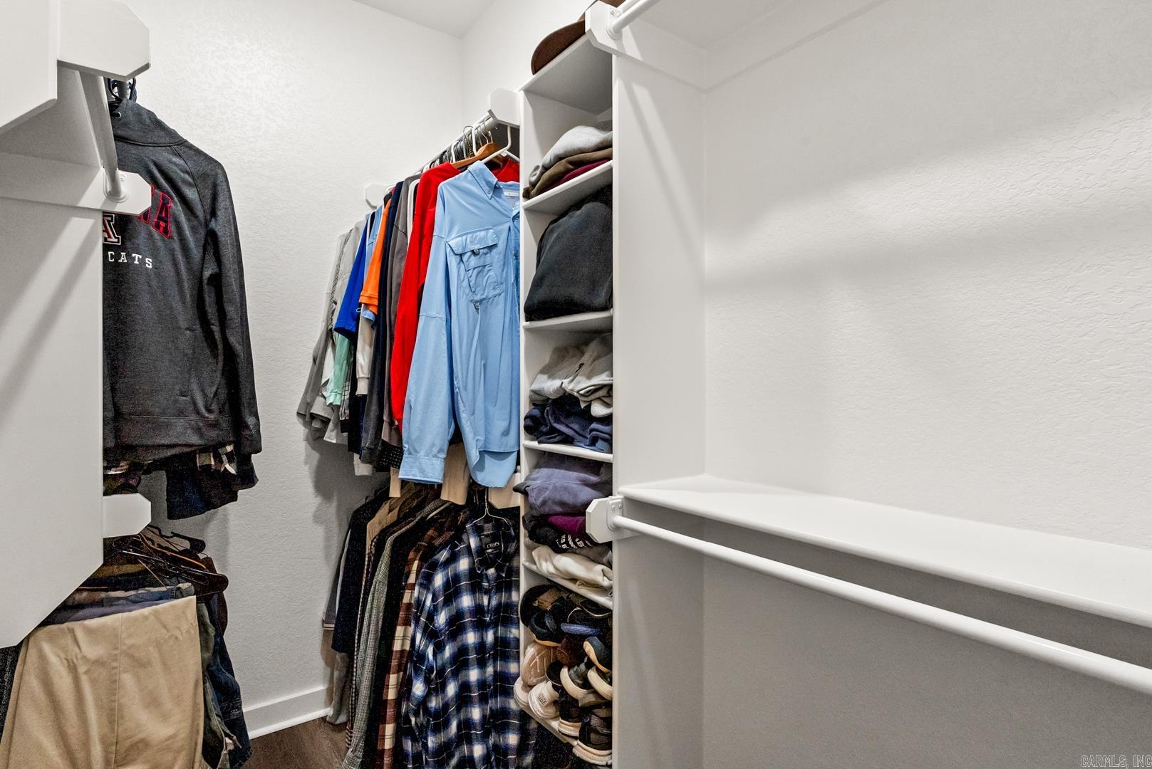 ULES WATSON PLACE - Residential