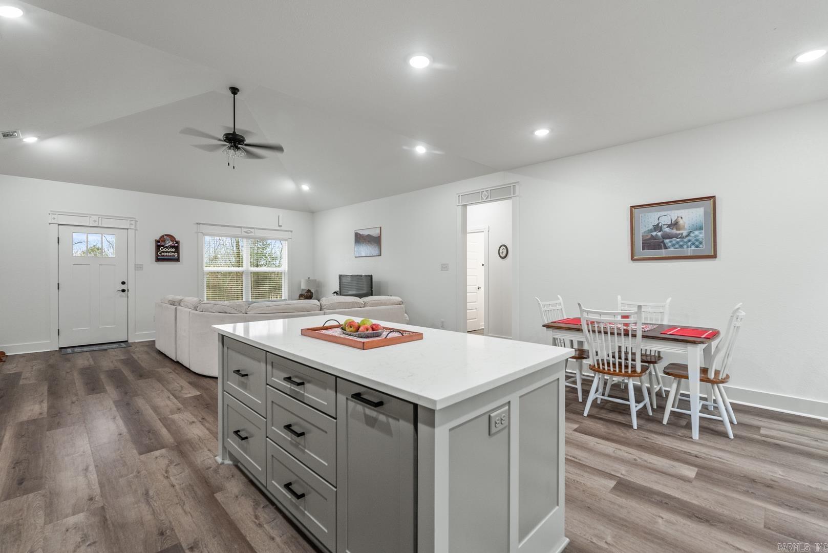 ULES WATSON PLACE - Residential