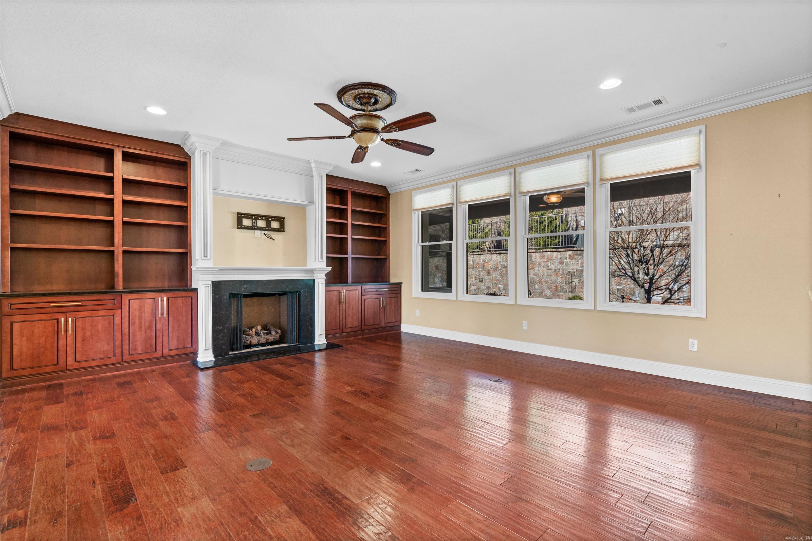 Red Oak Ridge - Residential