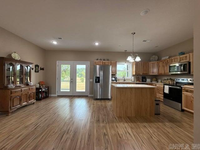 RIVERSIDE RIDGE ESTATES - Residential