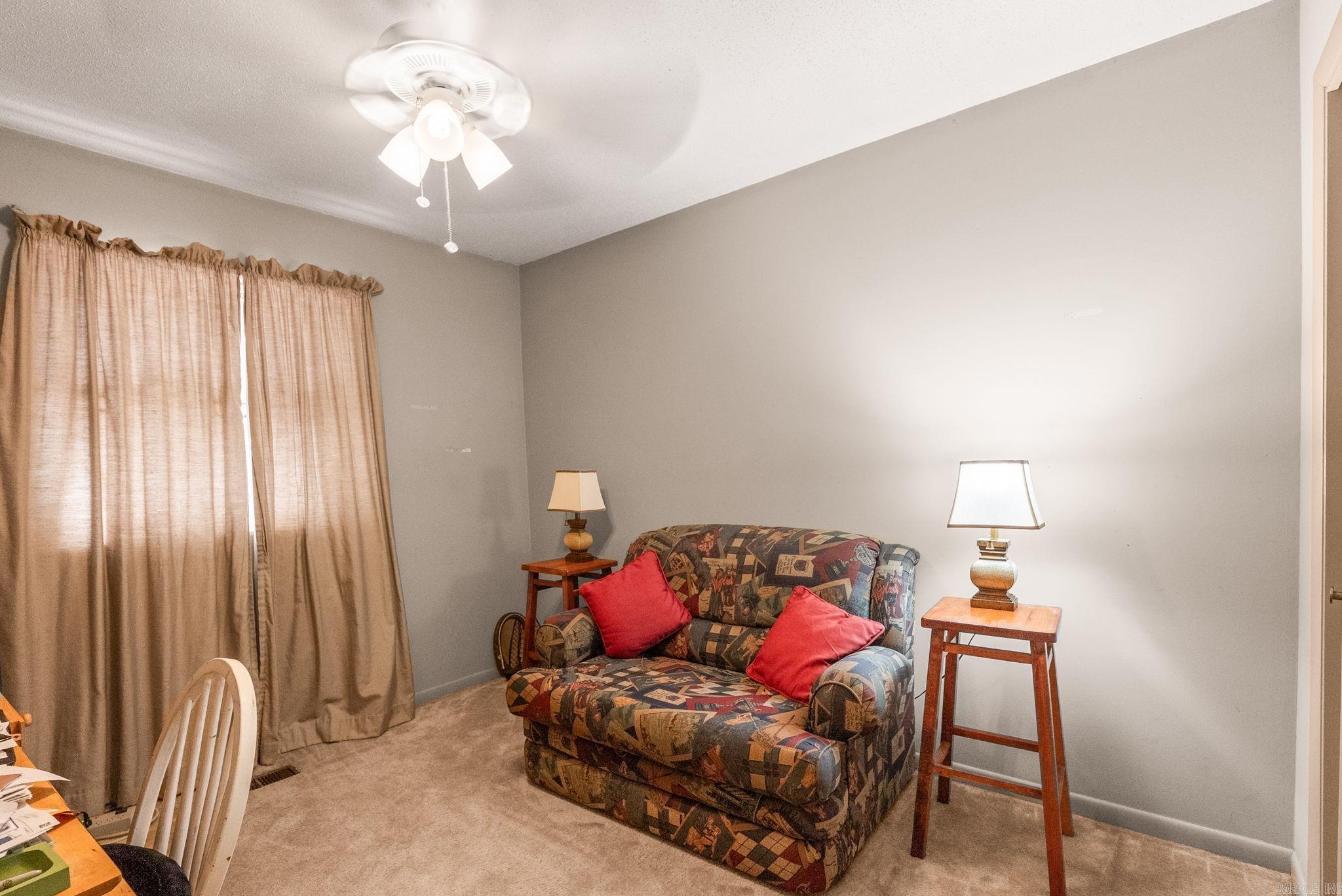 INDIAN HILLS - Residential