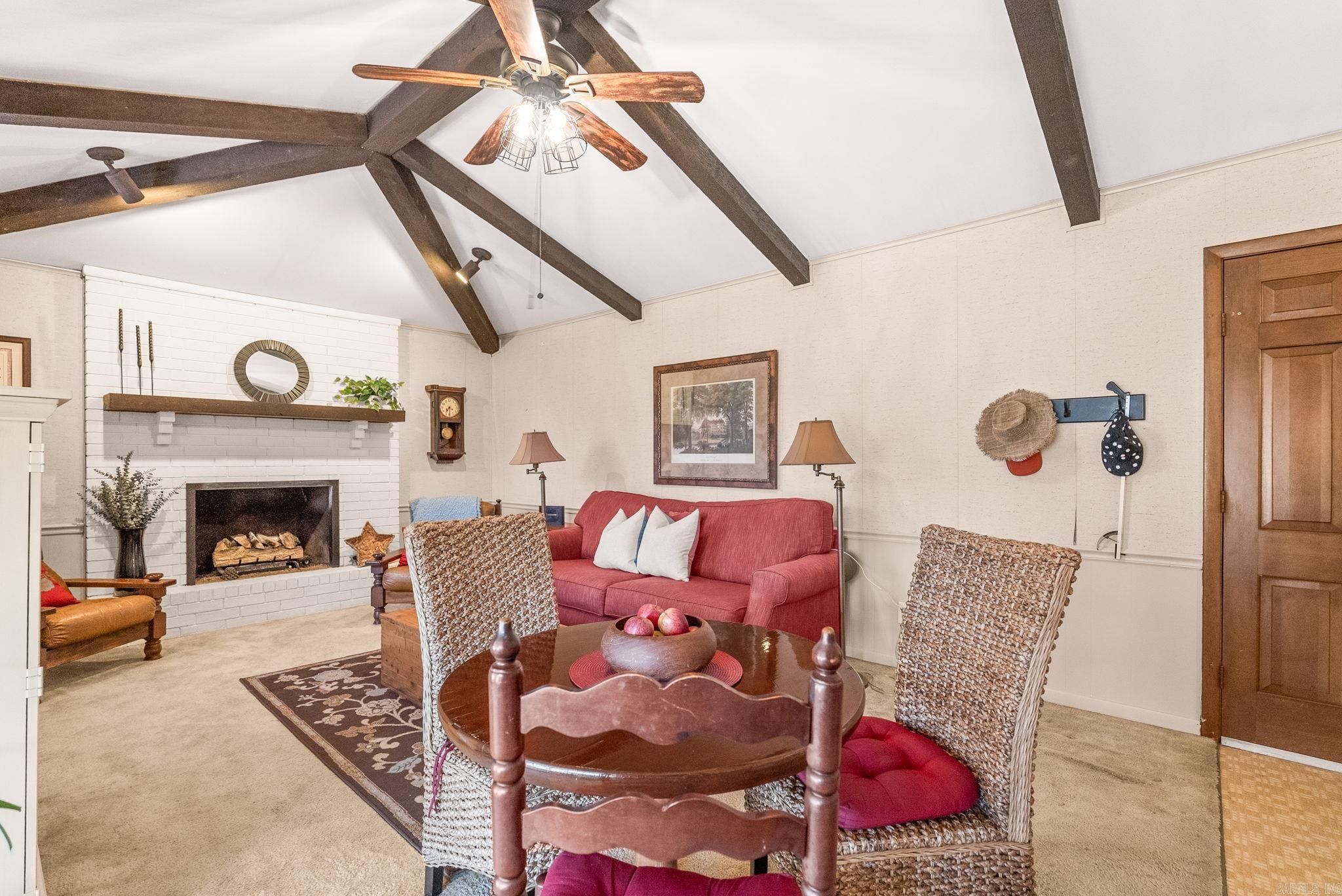 INDIAN HILLS - Residential