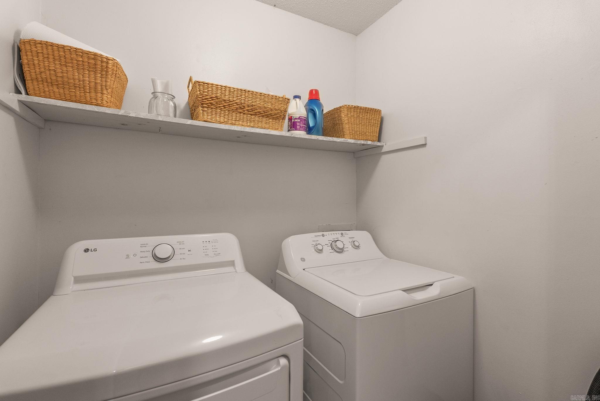 INDIAN HILLS - Residential