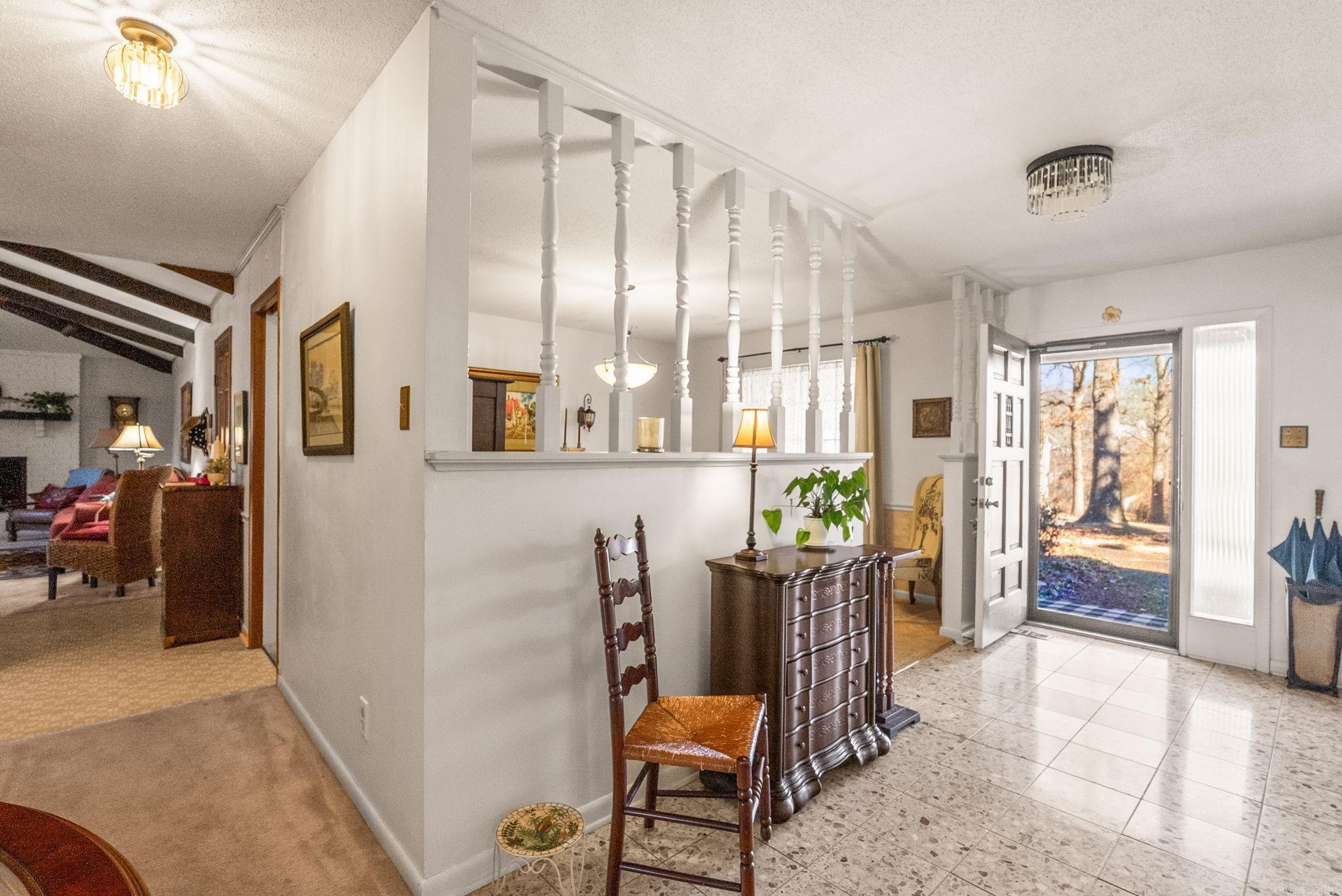 INDIAN HILLS - Residential