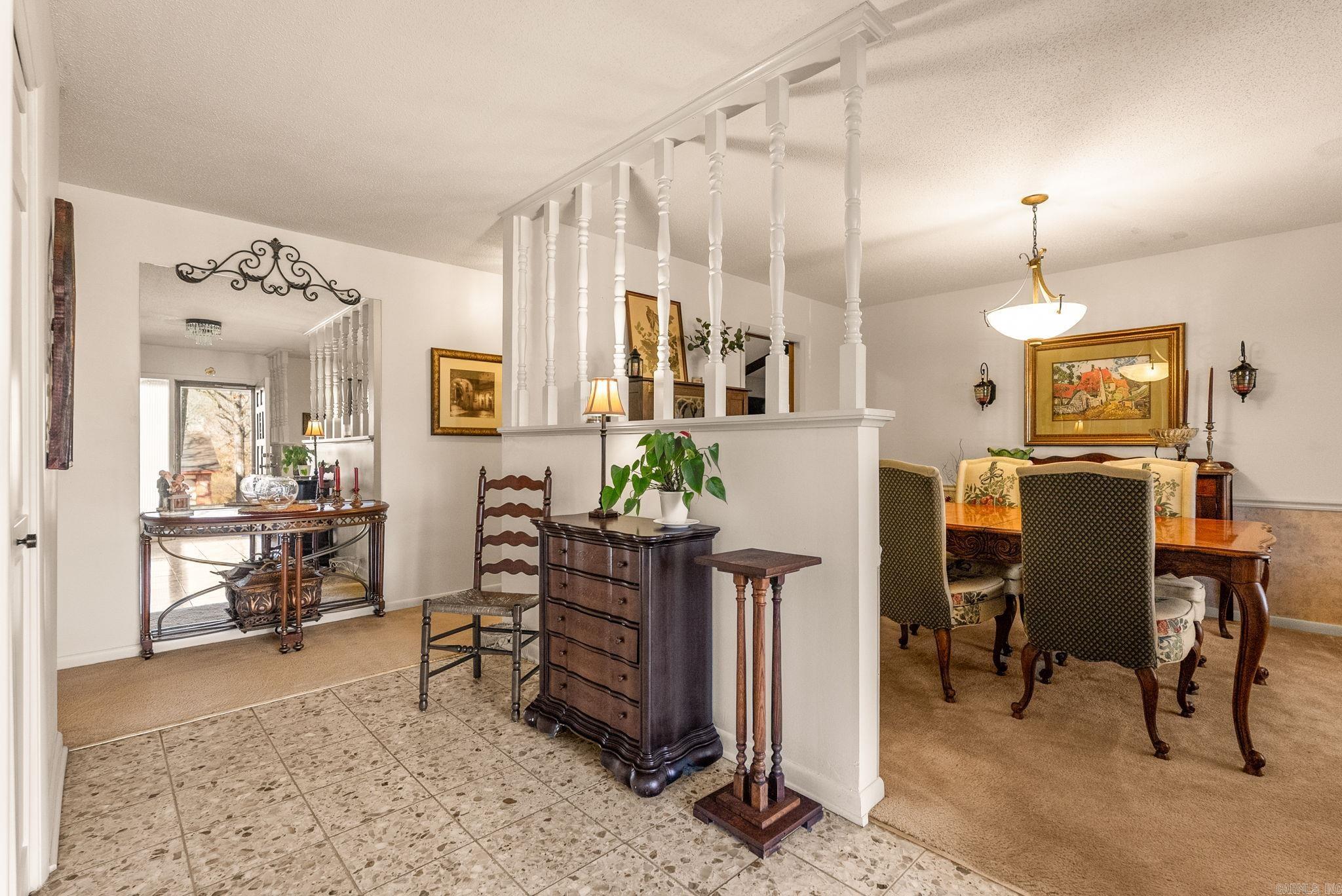 INDIAN HILLS - Residential