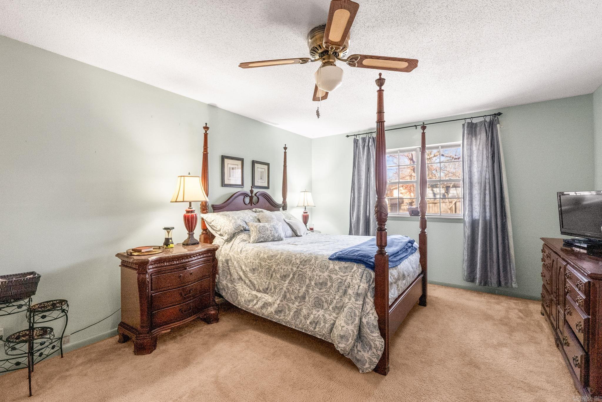 INDIAN HILLS - Residential