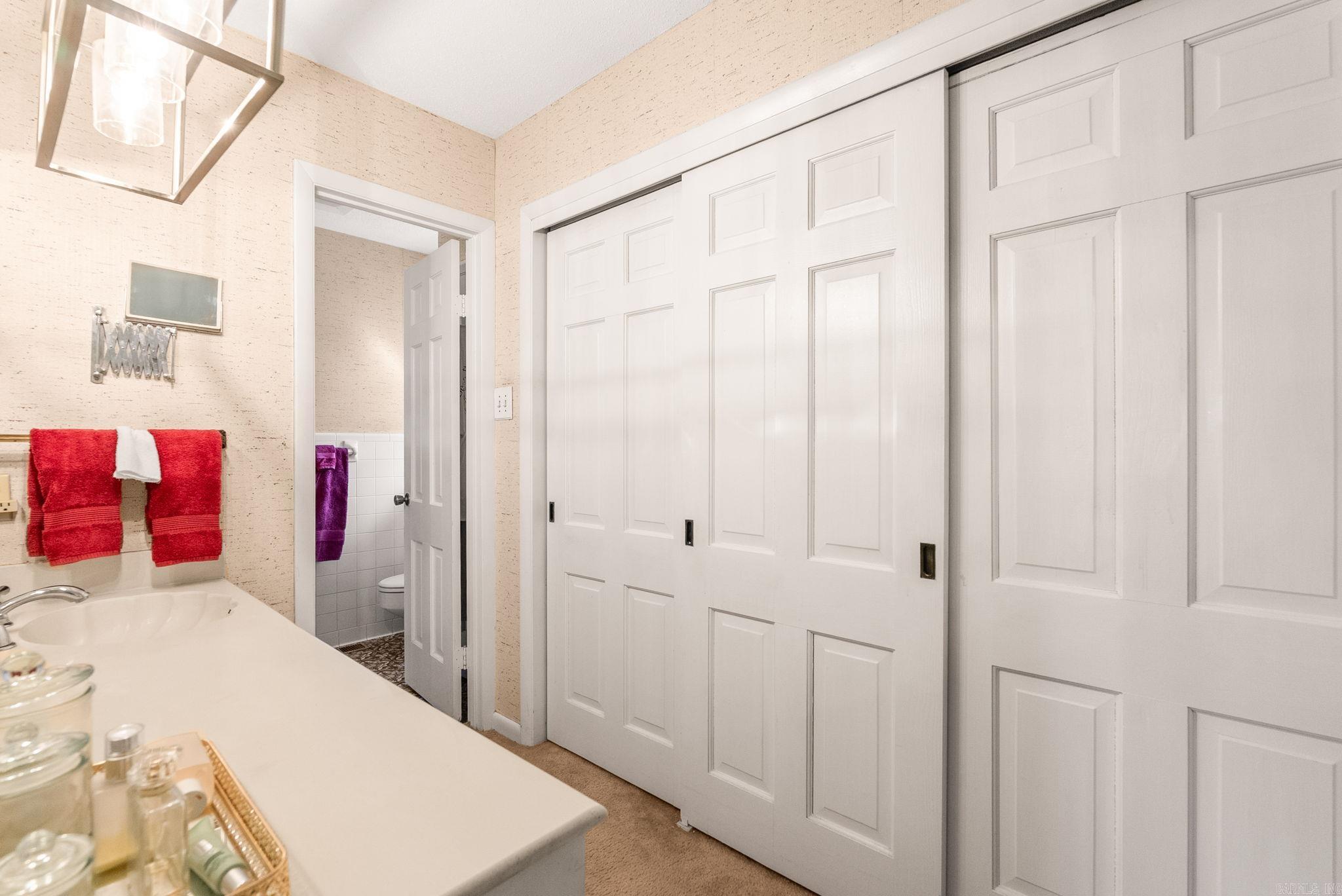 INDIAN HILLS - Residential